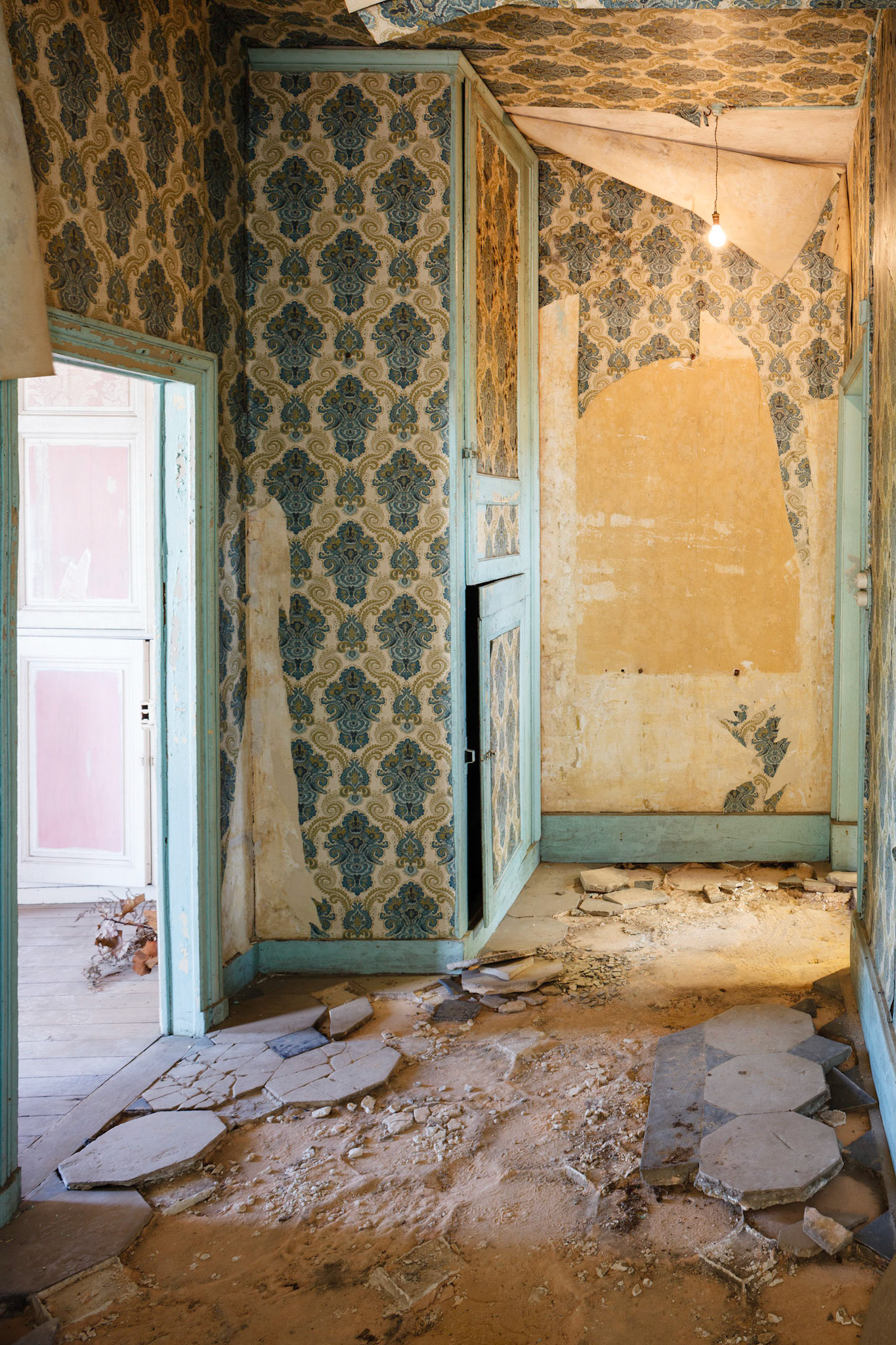 Couloir du premier étage , juin 2014