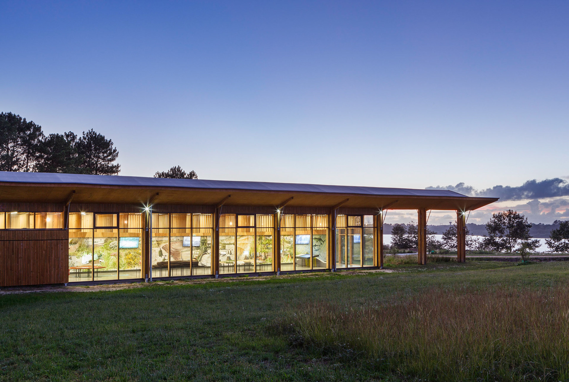 Aménagement et développement de la réserve naturelle d’Arjuzanx par ALEP, architectes-paysagistes, et INCA, architectes. Photo : Nicolas Castets