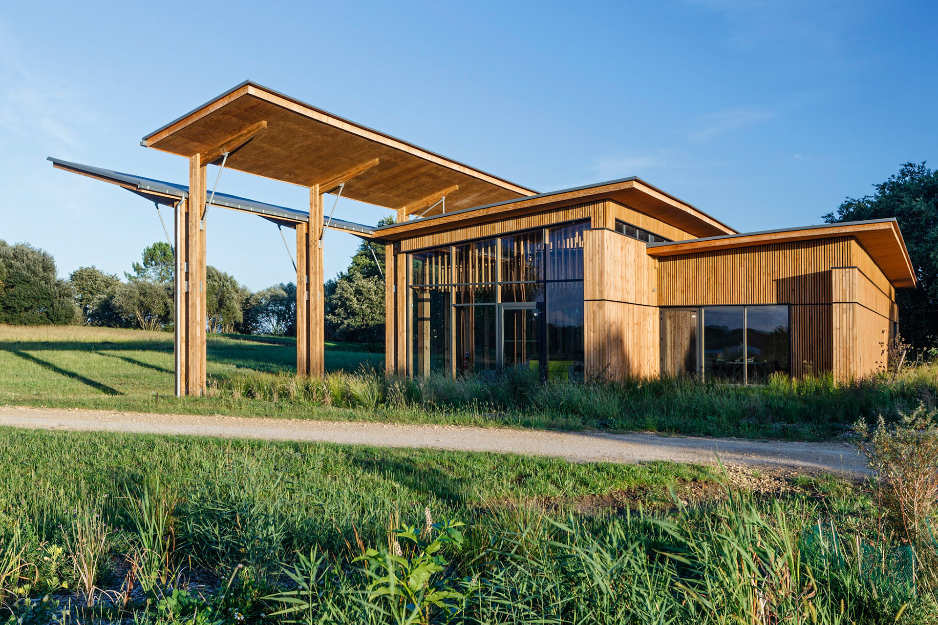 Aménagement et développement de la réserve naturelle d’Arjuzanx par ALEP, architectes-paysagistes, et INCA, architectes. Photo : Nicolas Castets
