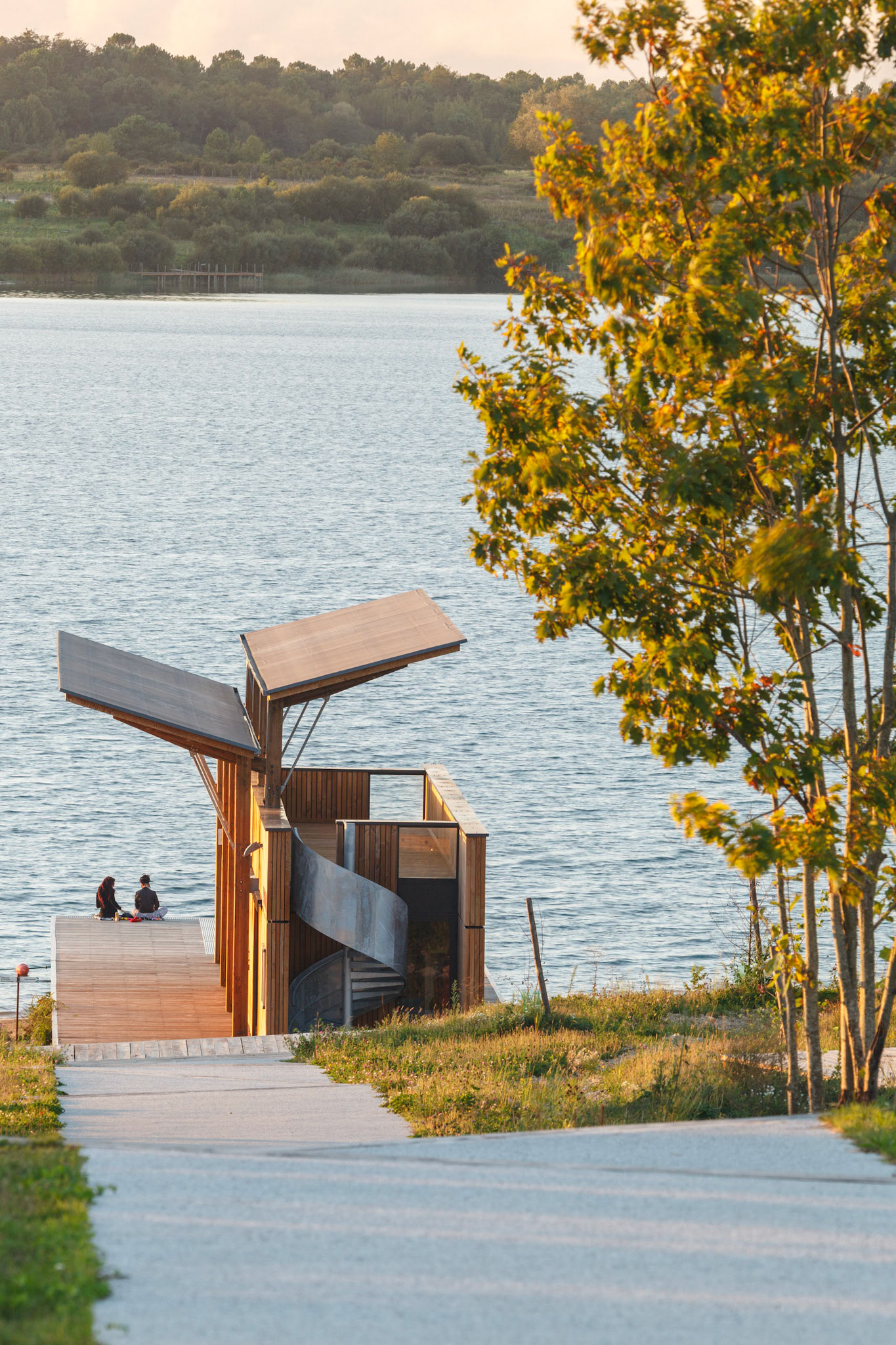 Aménagement et développement de la réserve naturelle d’Arjuzanx par ALEP, architectes-paysagistes, et INCA, architectes. Photo : Nicolas Castets