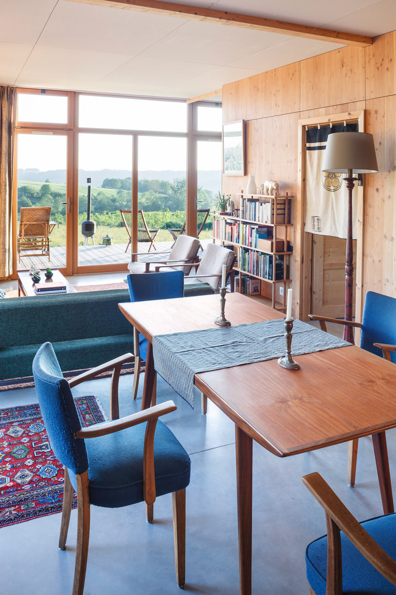 Grange contemporaine dans le Morvan