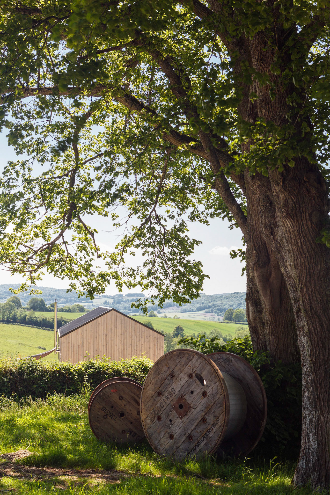 Grange contemporaine dans le Morvan