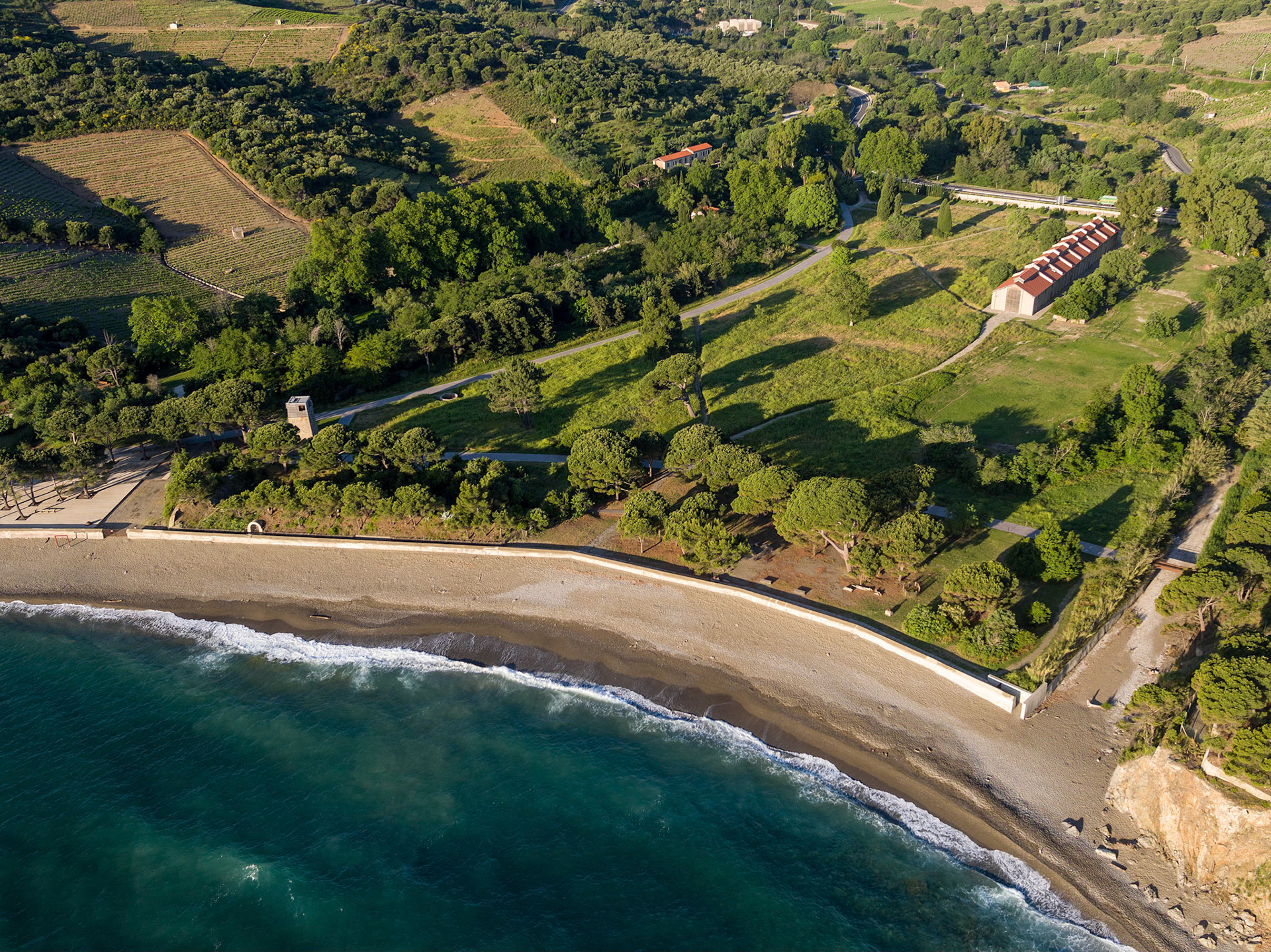 Requalification du Site des anciennes dynamiteries Alfred Nobel par ALEP paysagistes; Anse de Paulilles