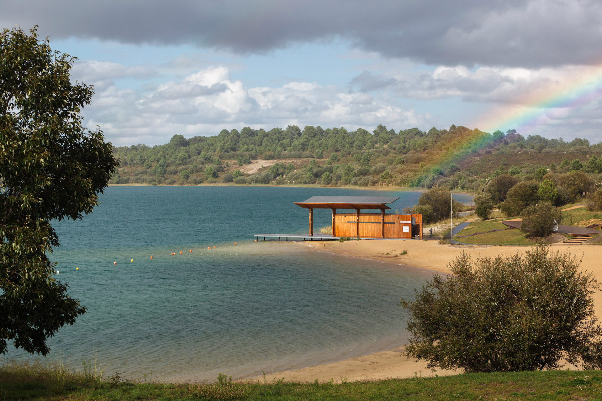 Aménagement et développement de la réserve naturelle d’Arjuzanx par ALEP, architectes-paysagistes, et INCA, architectes. Photo : Nicolas Castets