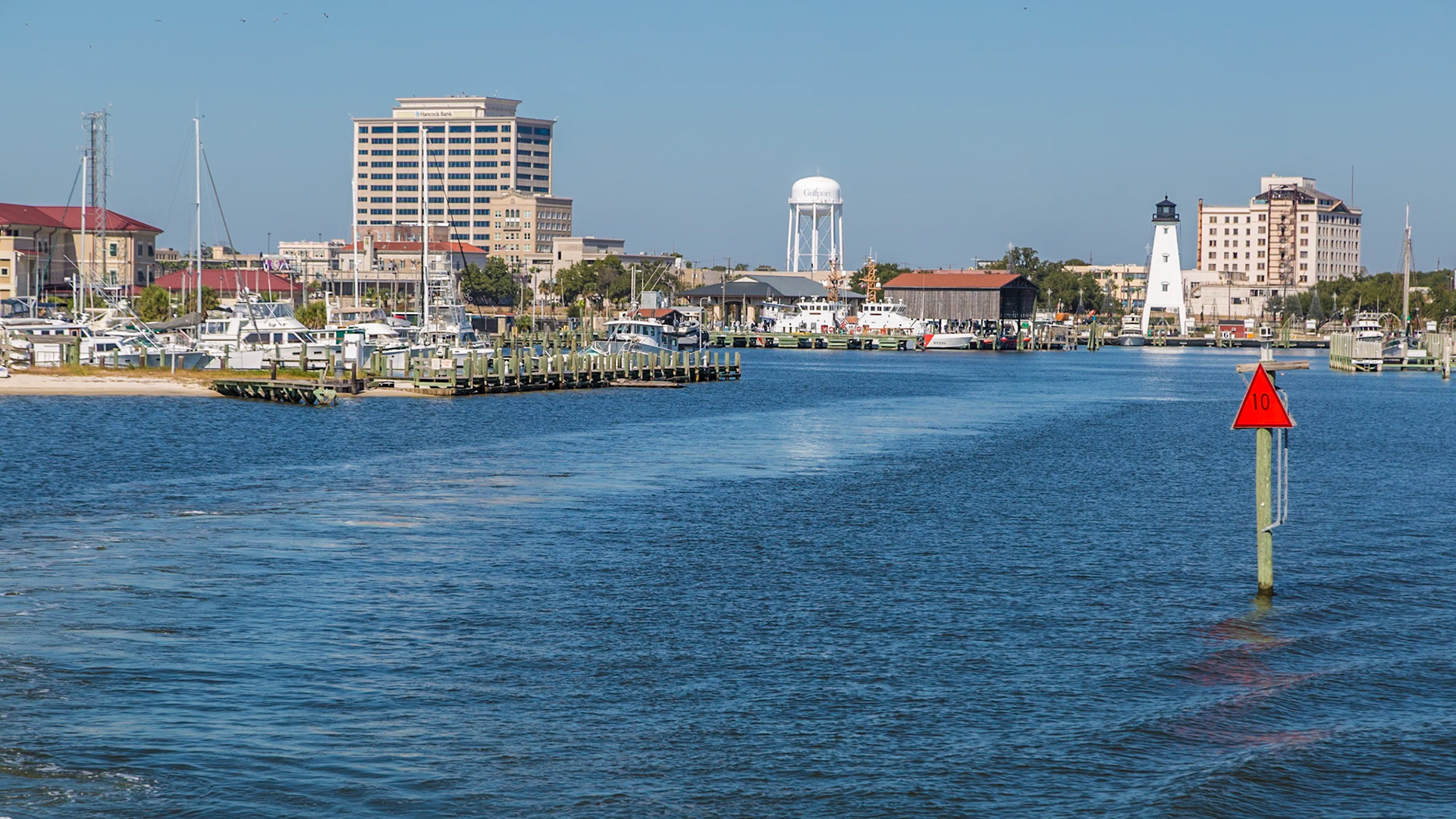 161029_024 Channel entrance into the Gulfport Municipal Harbor in Gulfport, Mississippi