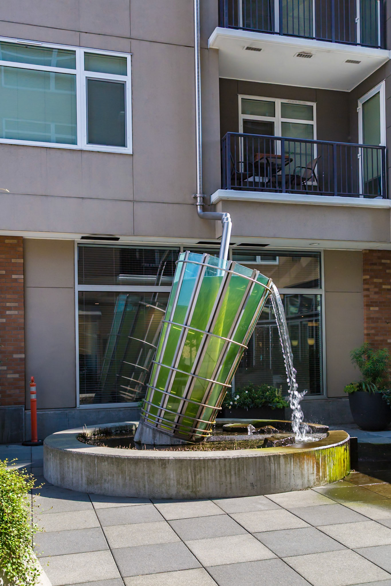 180905_149 Fountain sculpture at residential building in Seattle, Washington