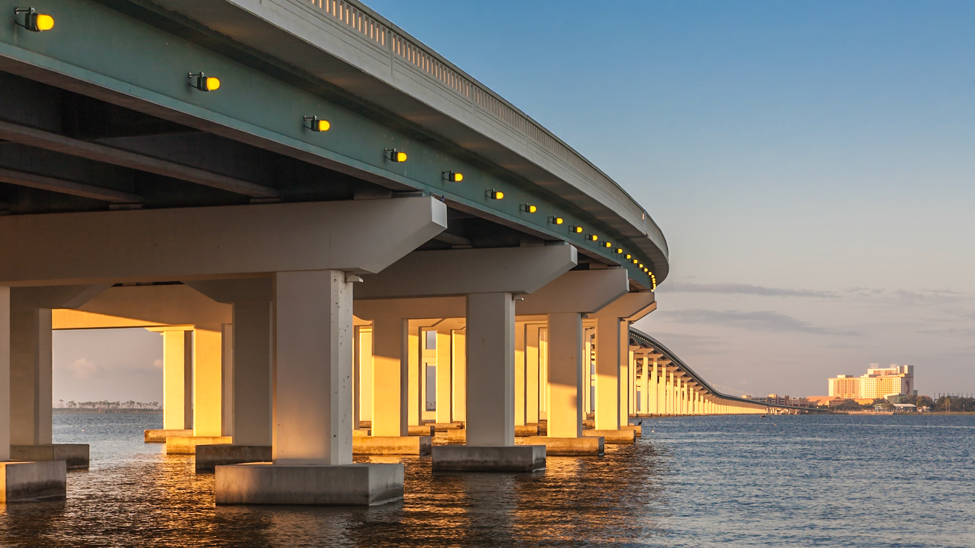 140921_015 Hwy 90 bridge over the Biloxi Bay connecting Biloxi and Ocean Springs, Mississippi