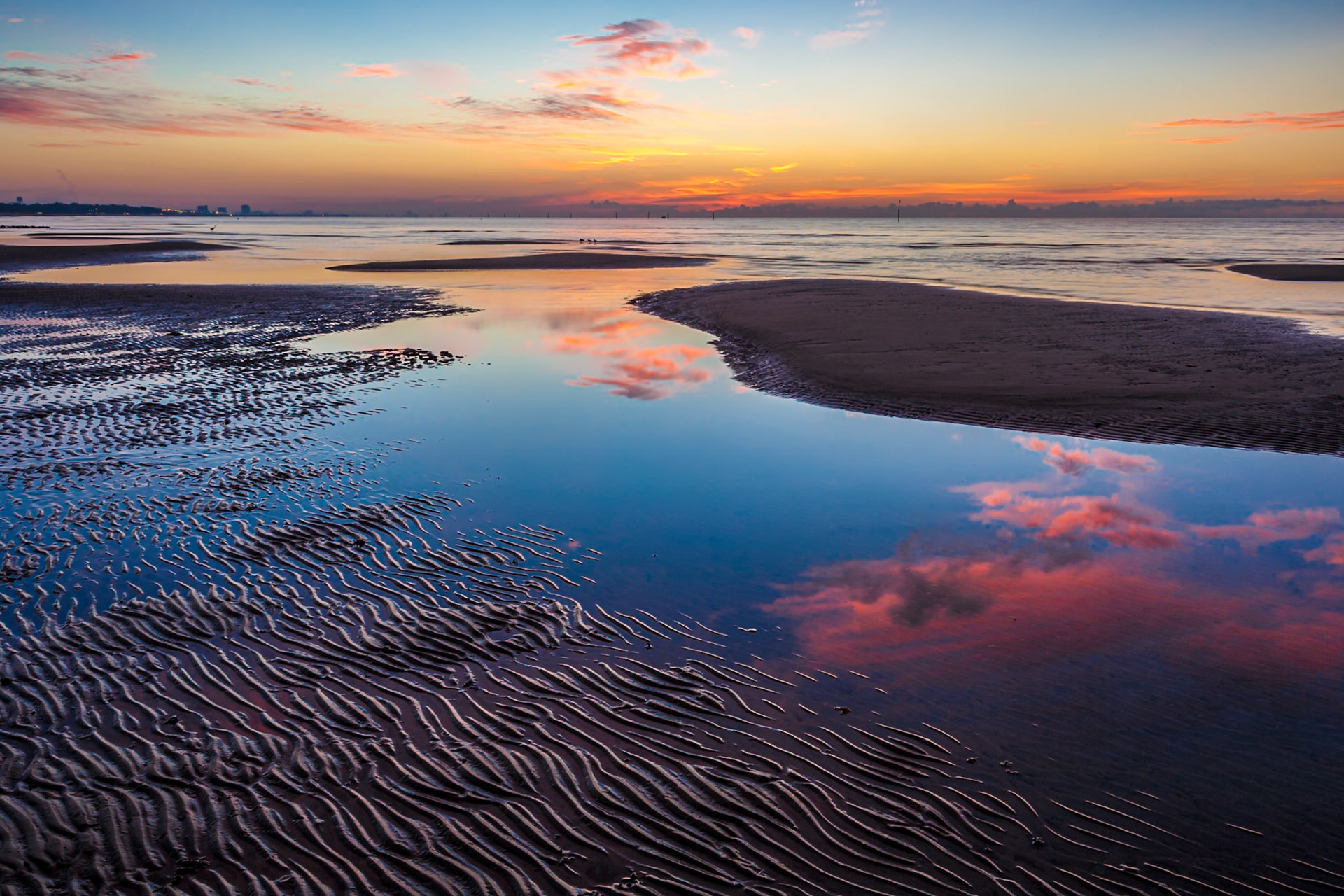 141009_017 Sunrise during a low tide on the beach at Gulfport, Mississippi