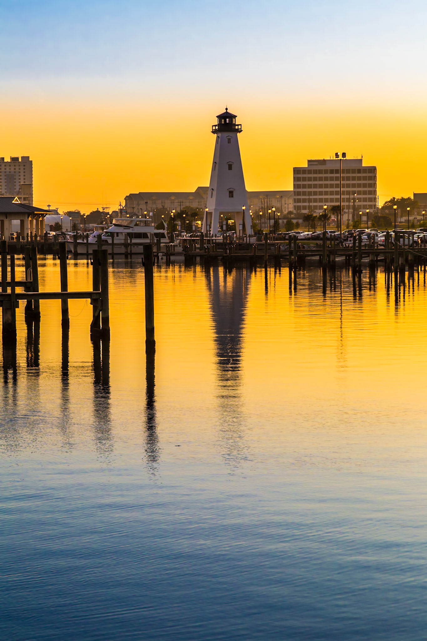 160506_071 Gulfport harbor lighthouse at sunset