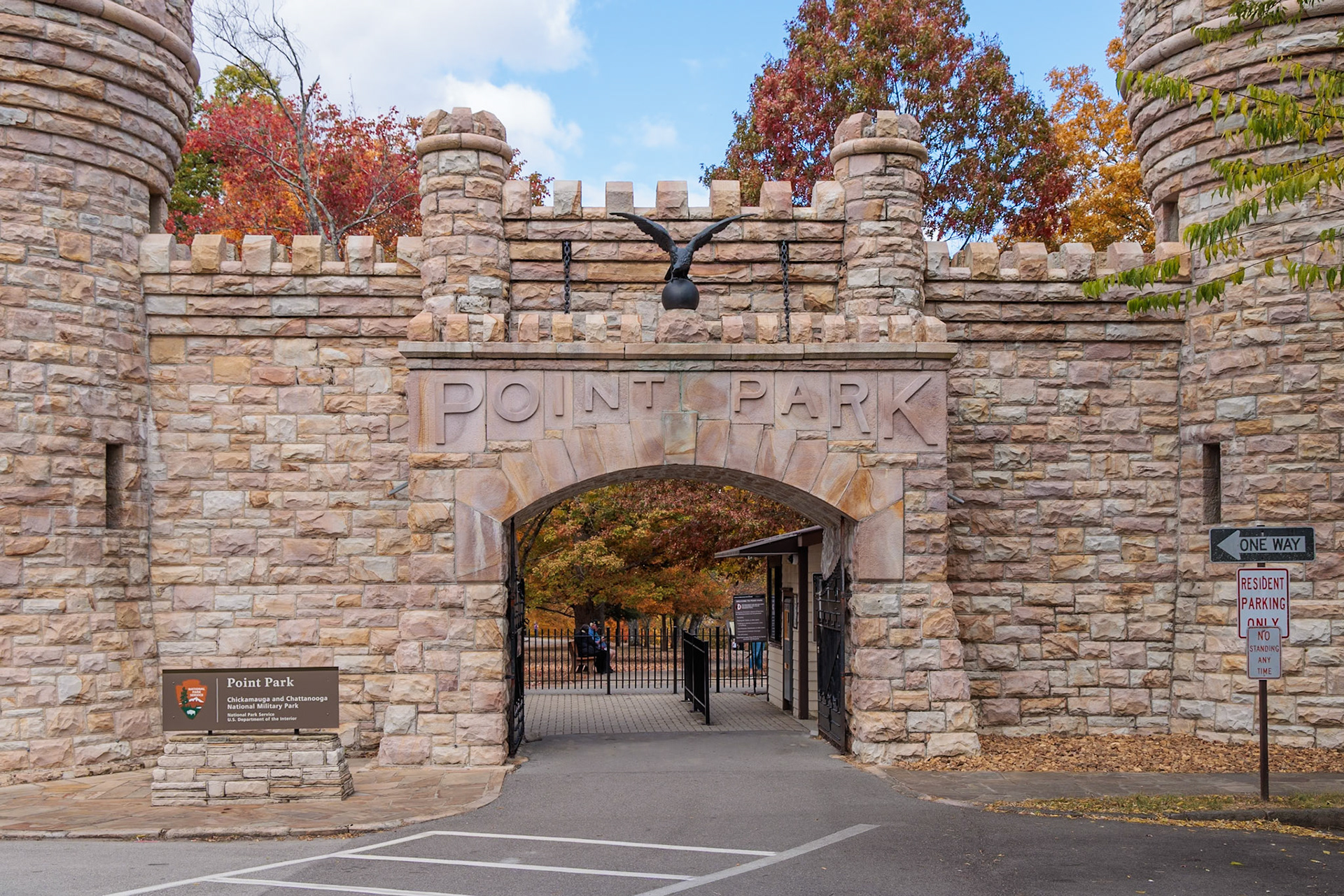 231026_088 Entrance to the Chickamauga and Chattanooga National Military Park on Lookout Mountain in Chattanooga, Tennessee, USA