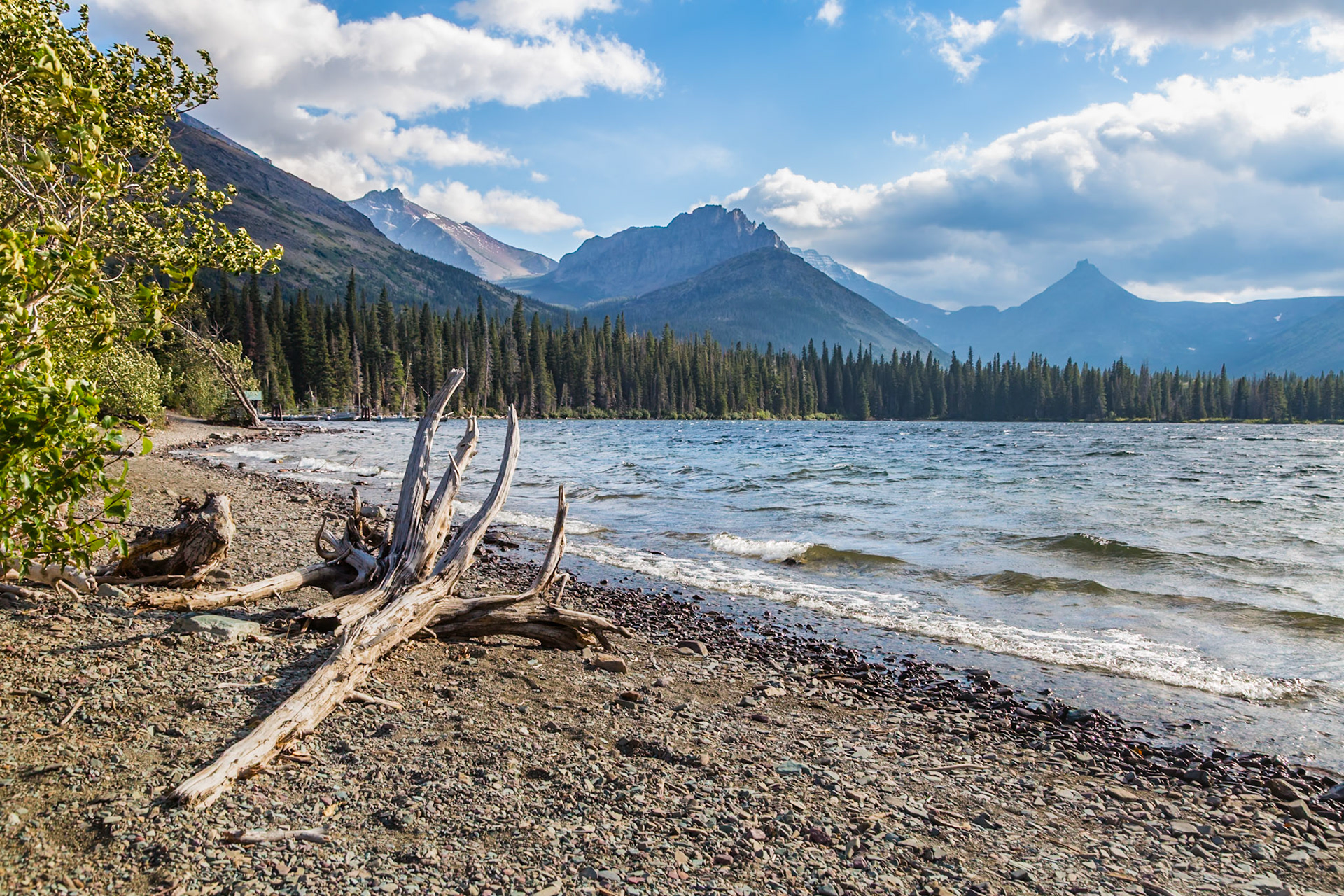 180828_268 Two Medicine Lake near Two Medicine General Store in Glacier National Park, Montana, USA