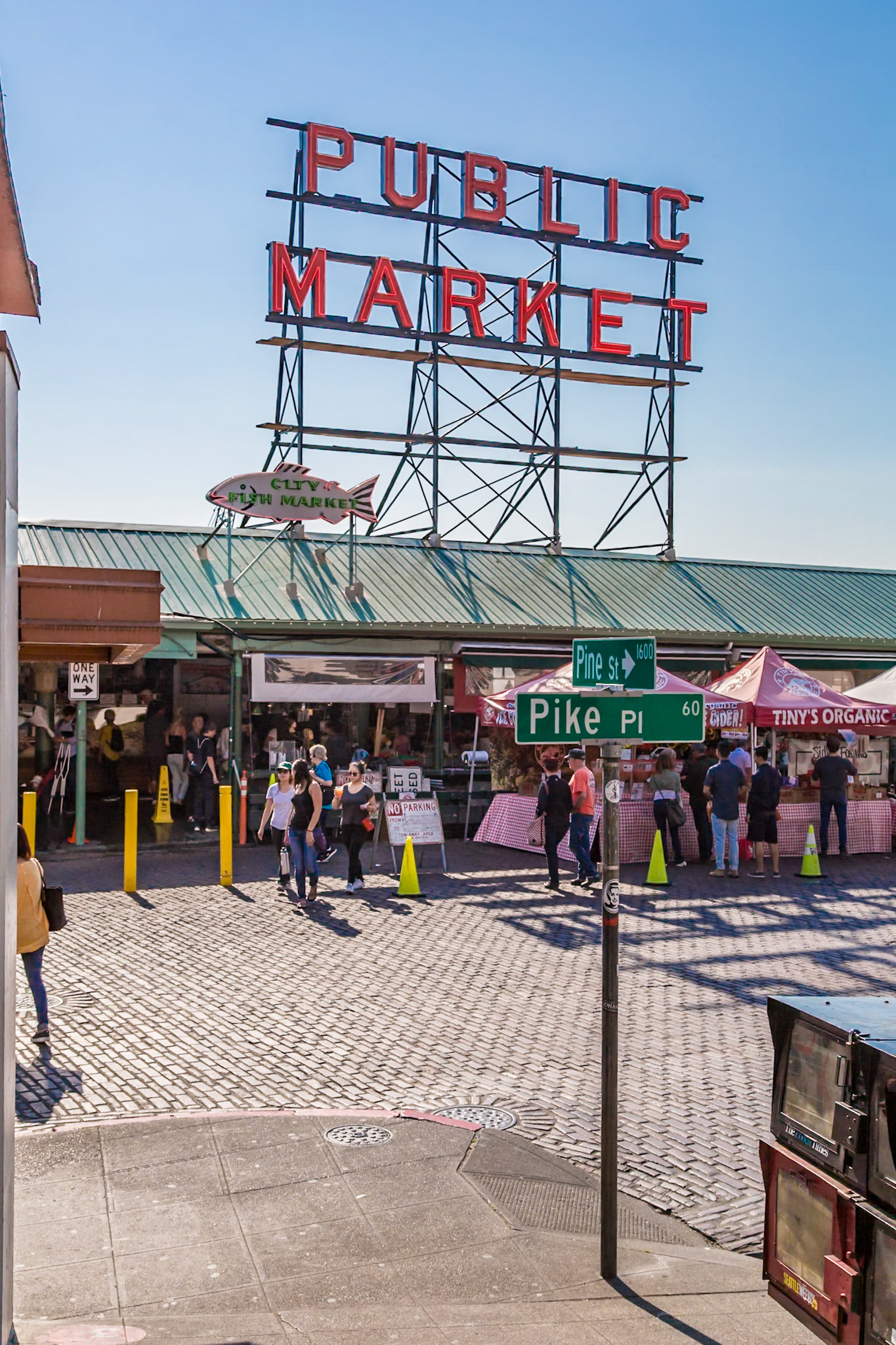 180905_192 Neon sign above the Public Market farmers market and fish market in downtown Seattle, Washington