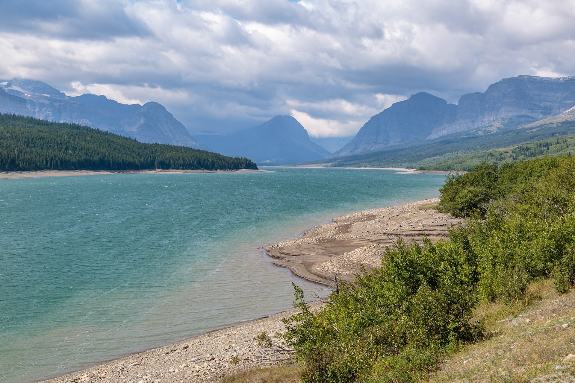 180828_017 Lake Sherburne at Glacier National Park in Montana