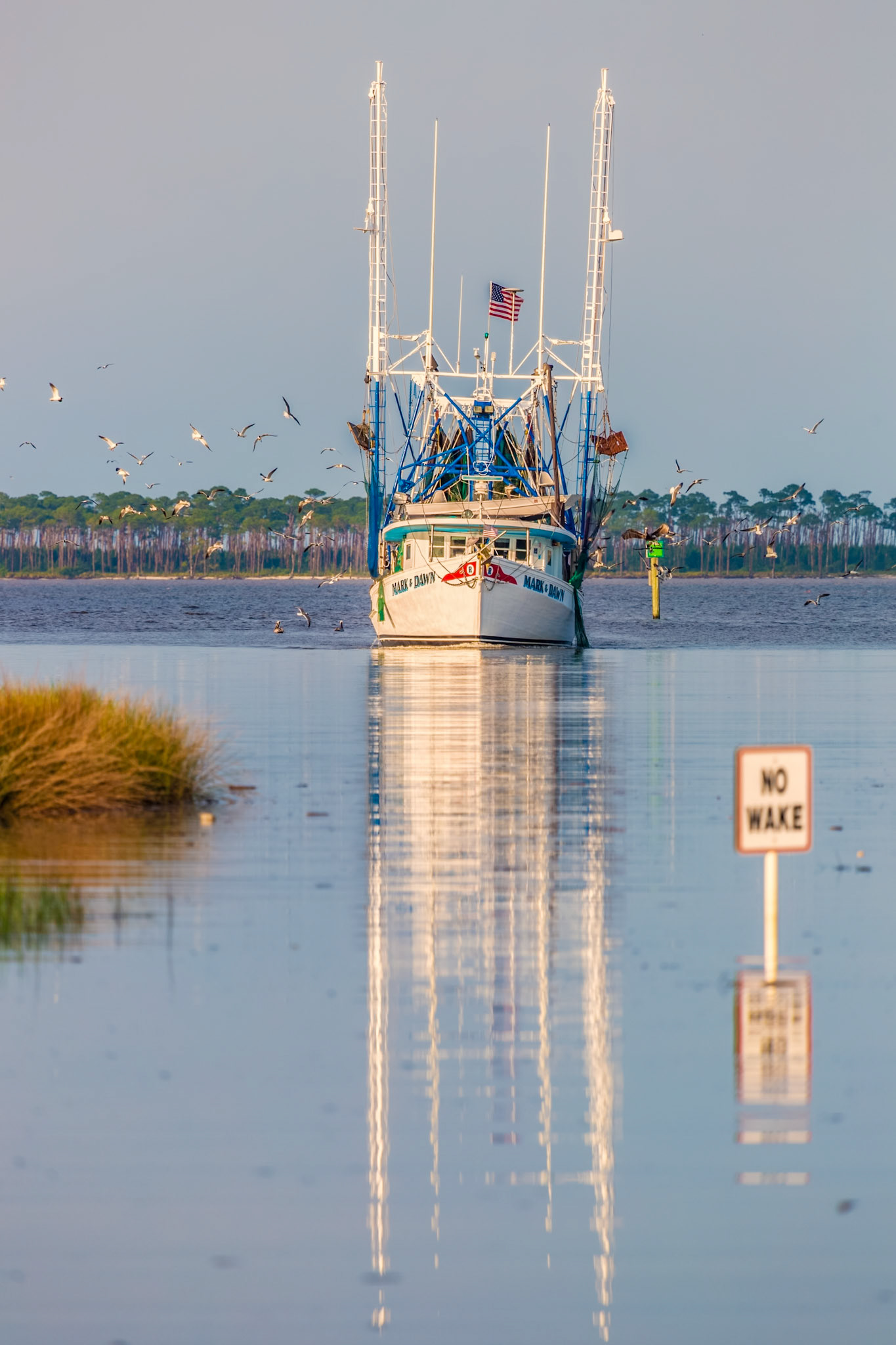 160429_107 Shrimp boat entering port at Ocean Springs Harbor, Mississippi