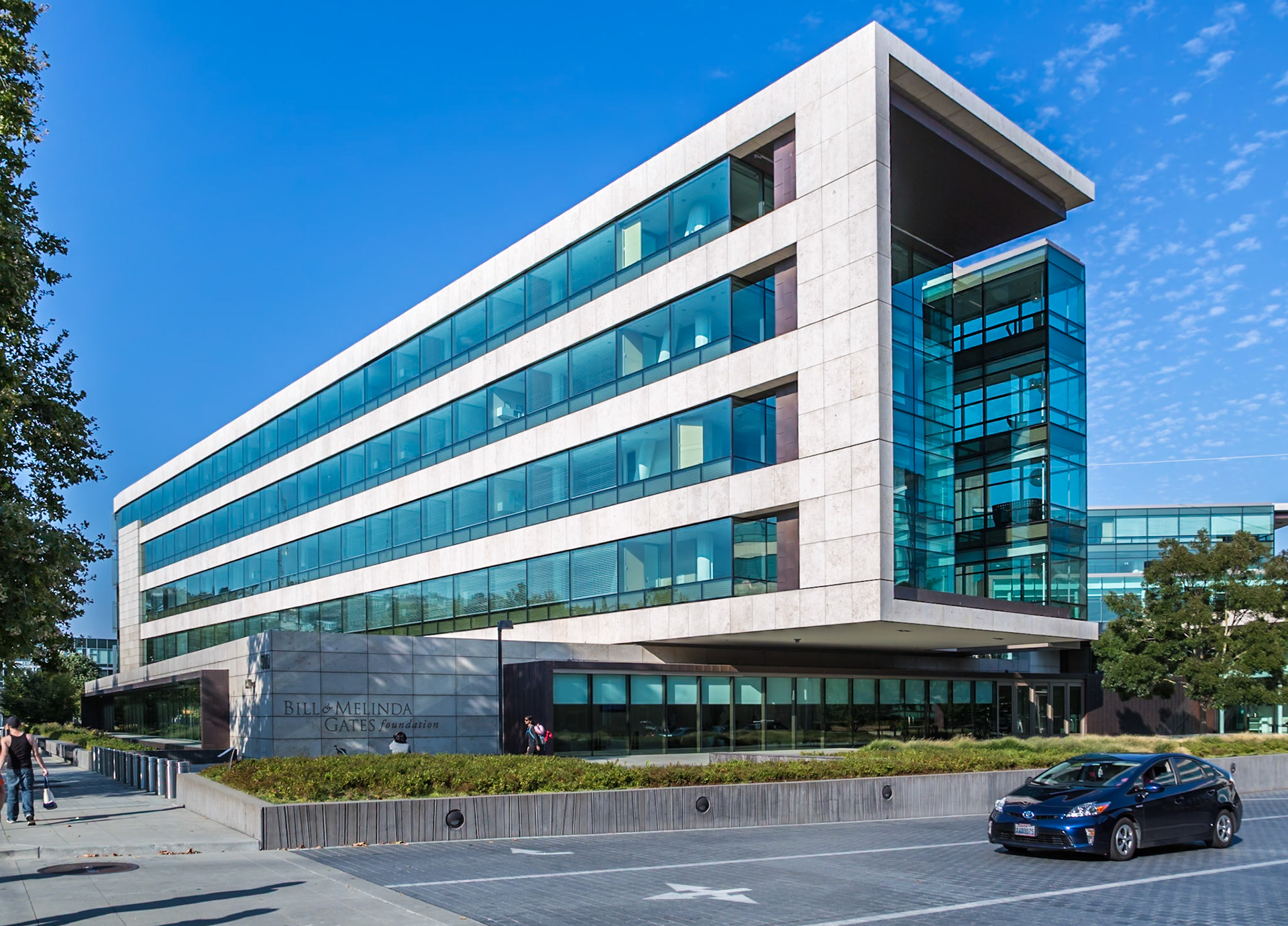 180905_216 Headquarters building of the Bill and Melinda Gates Foundation in downtown Seattle, Washington