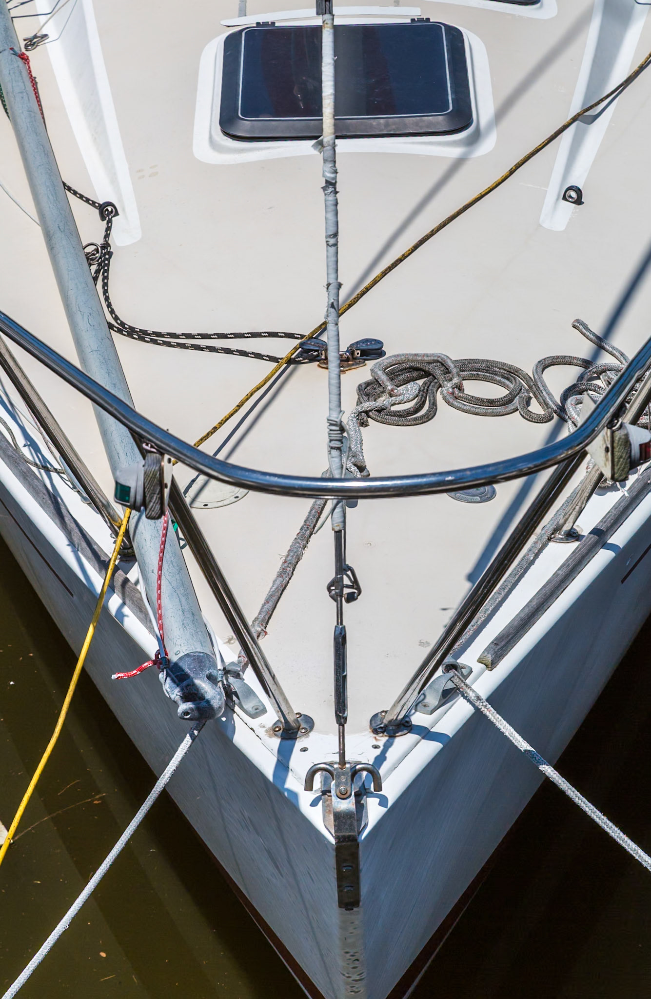160701_110 Bow of a sailboat docked in the harbor at Ocean Springs, Mississippi
