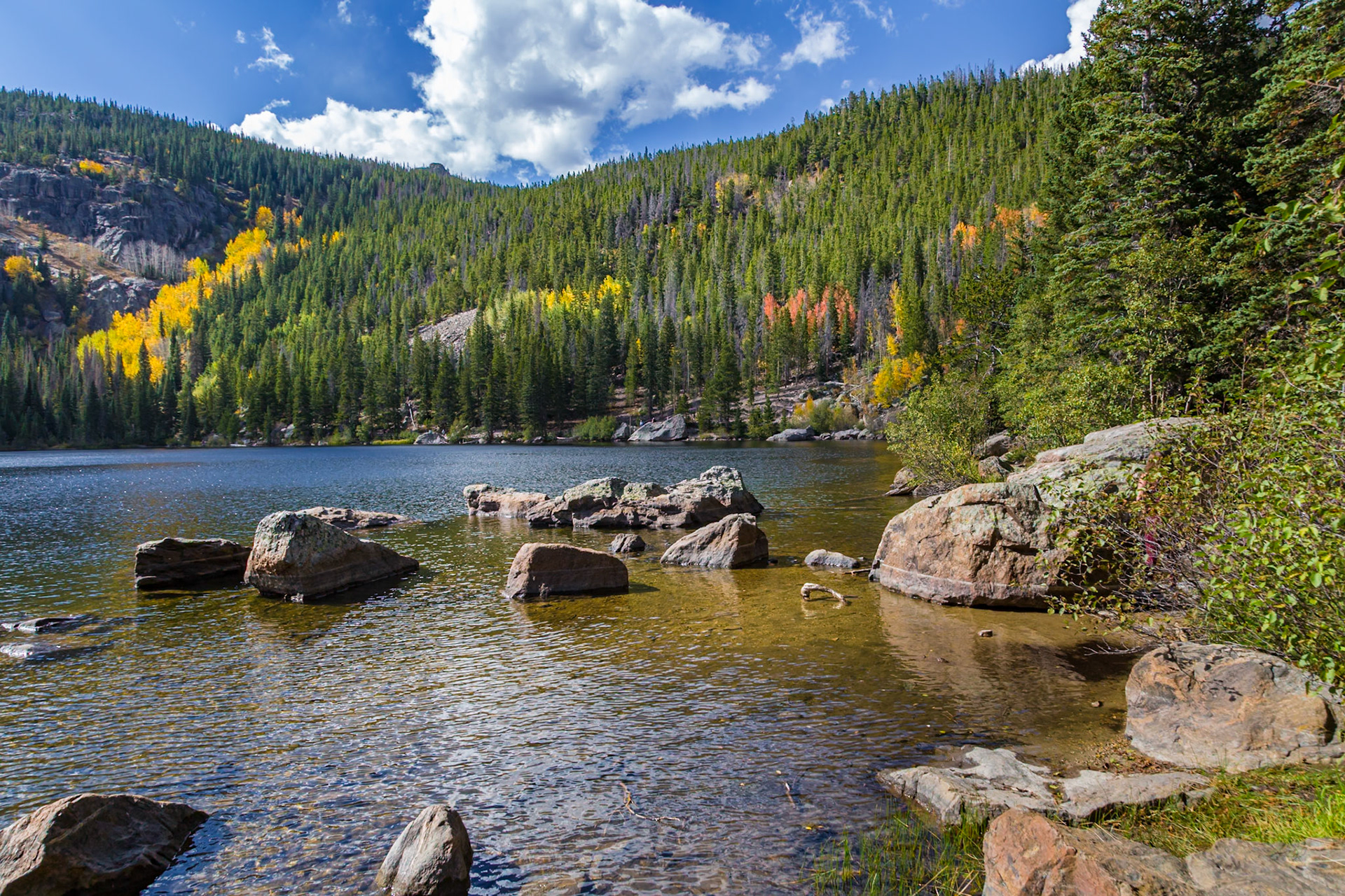 180918_053 Boulders along the shoreline of Bear Lake in Rocky Mountain National Park, Colorado