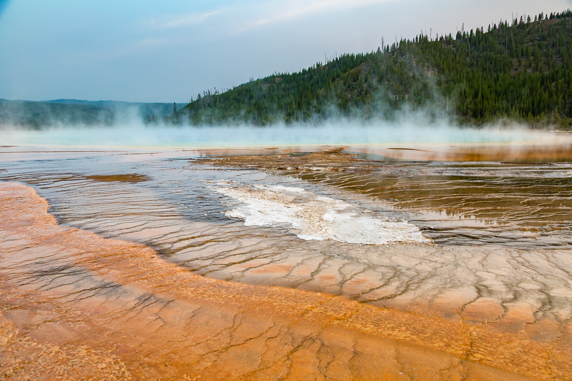 180819_376 Grand Prismatic Spring in the Midway Geyser Basin of Yellowstone National Park, Wyoming