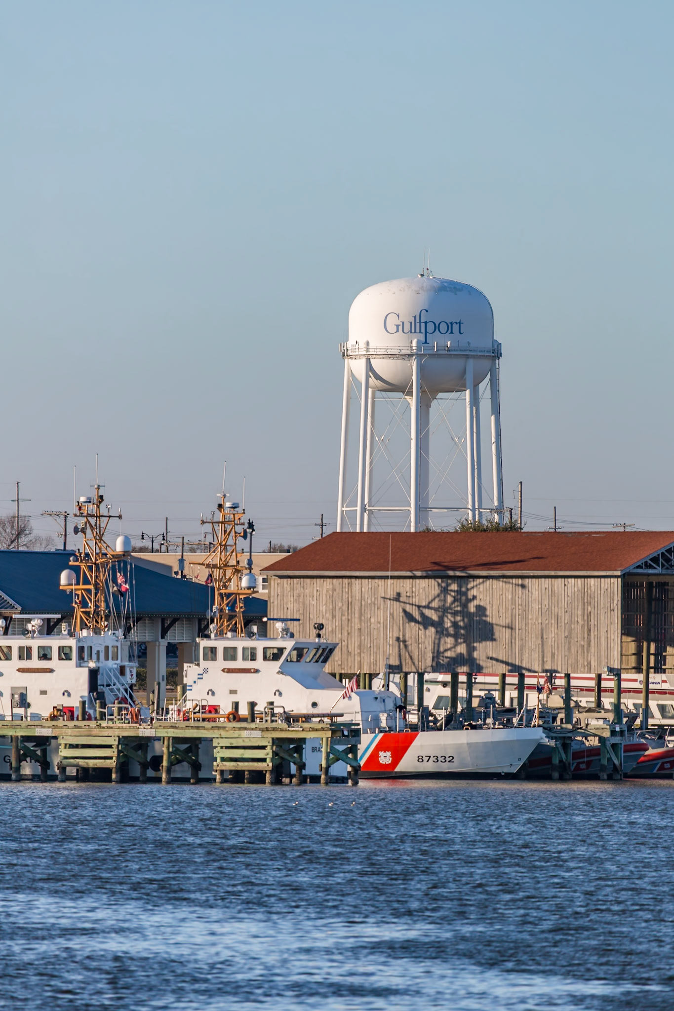160123_165 Water tank at the Gufport Harbor in Gulfport, Mississippi