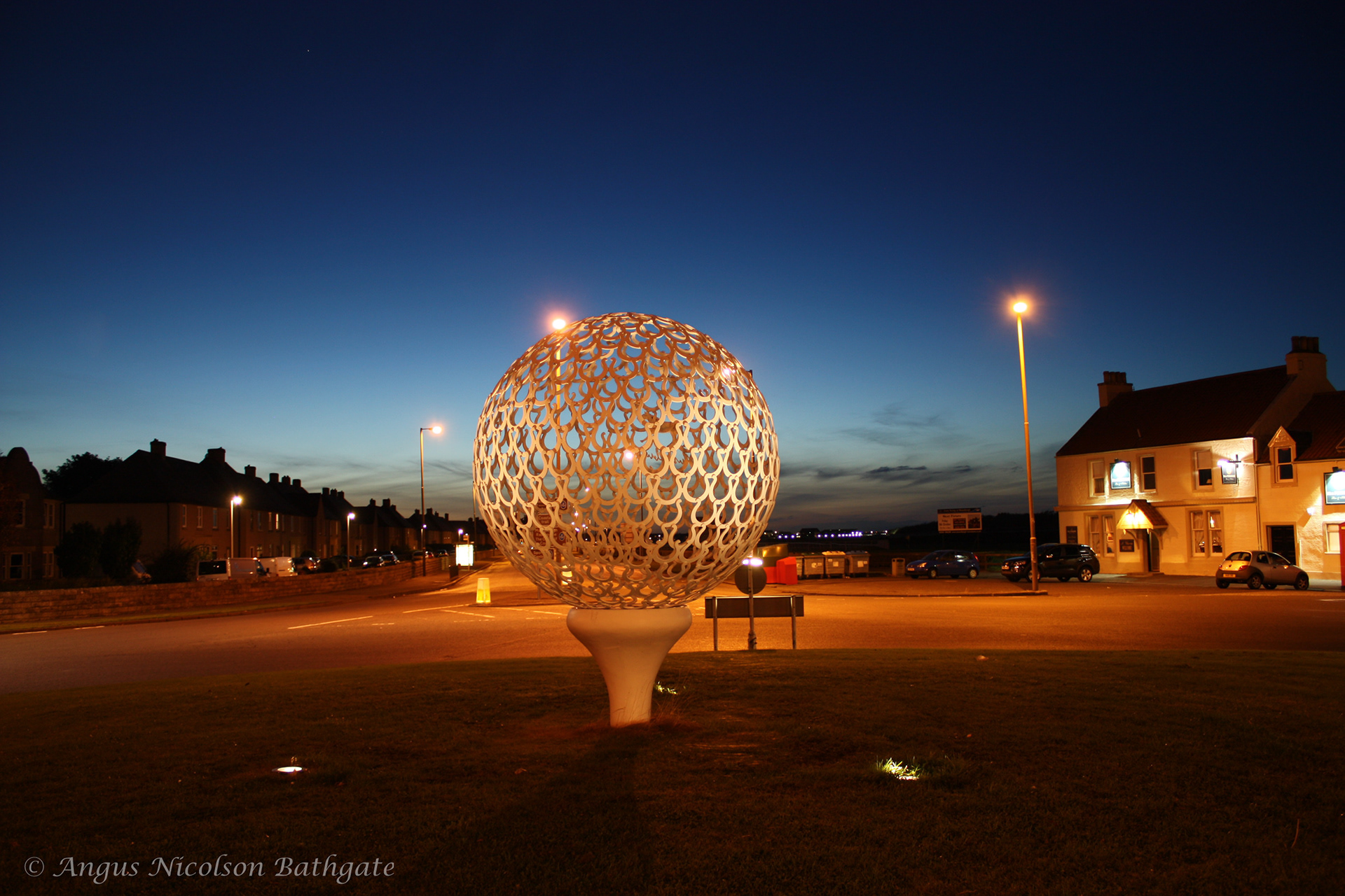 Golf ball and Tee, Levenhall