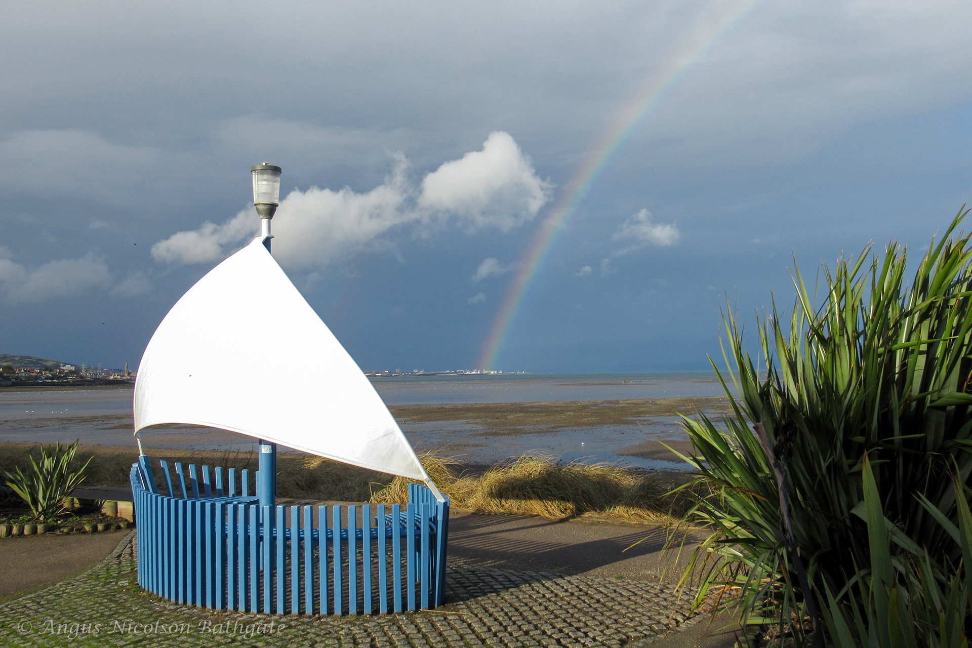 Bench with sail, Promenade