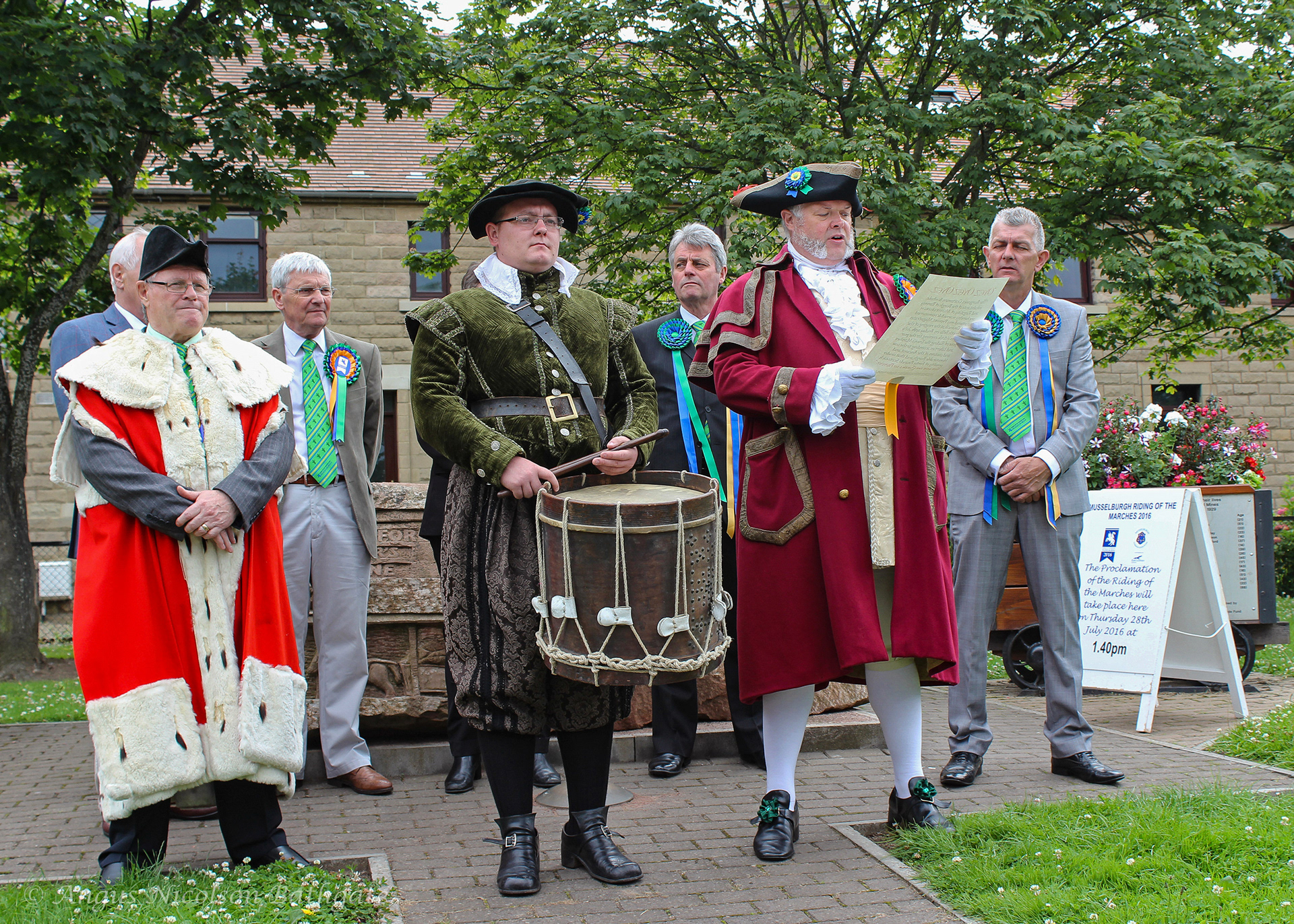 Toun Crier reading the Proclamation at Wallyford