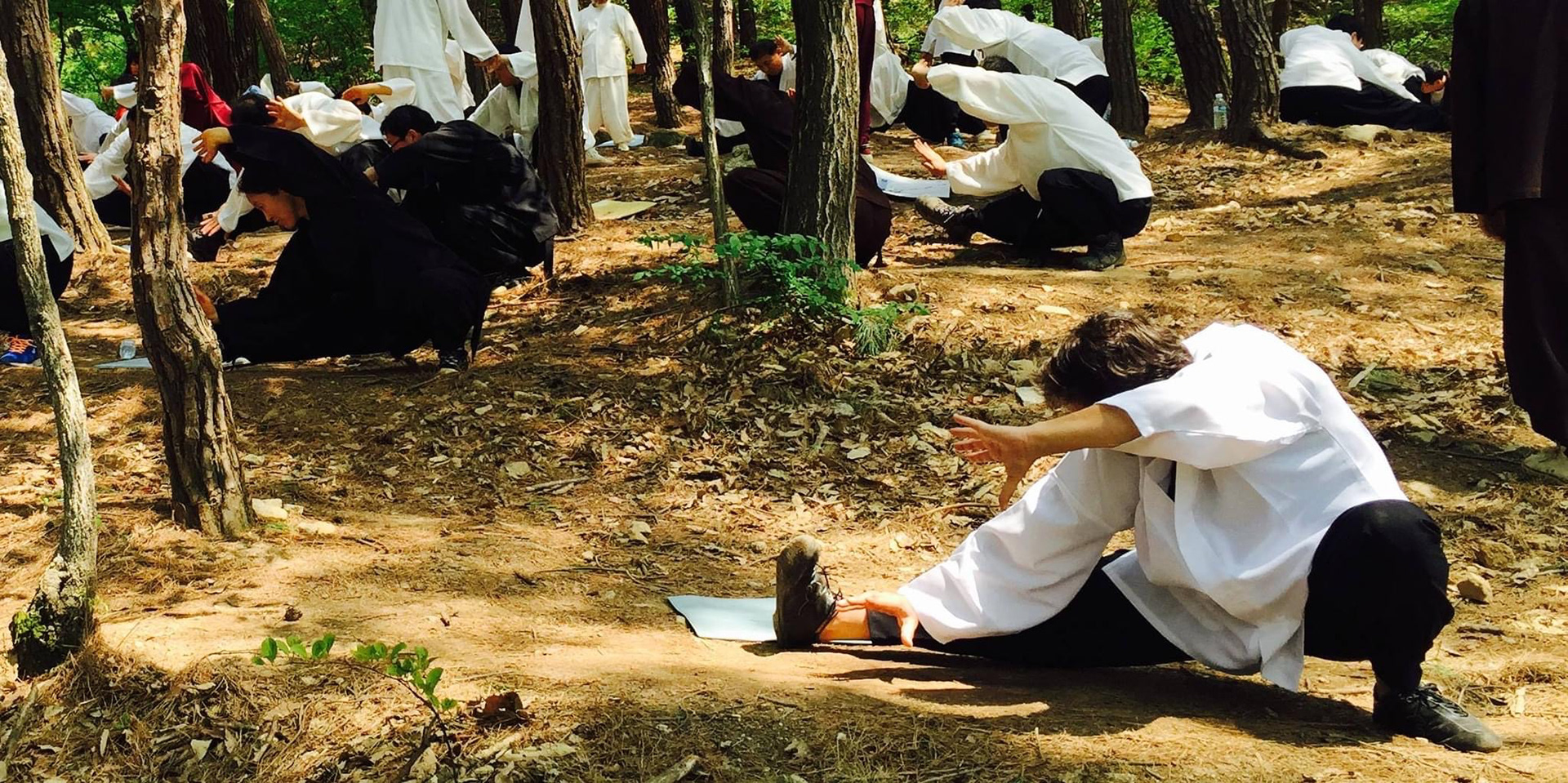 HEO GONG - TREINAMENTO EM GYERYONGSAN NATIONALPARK