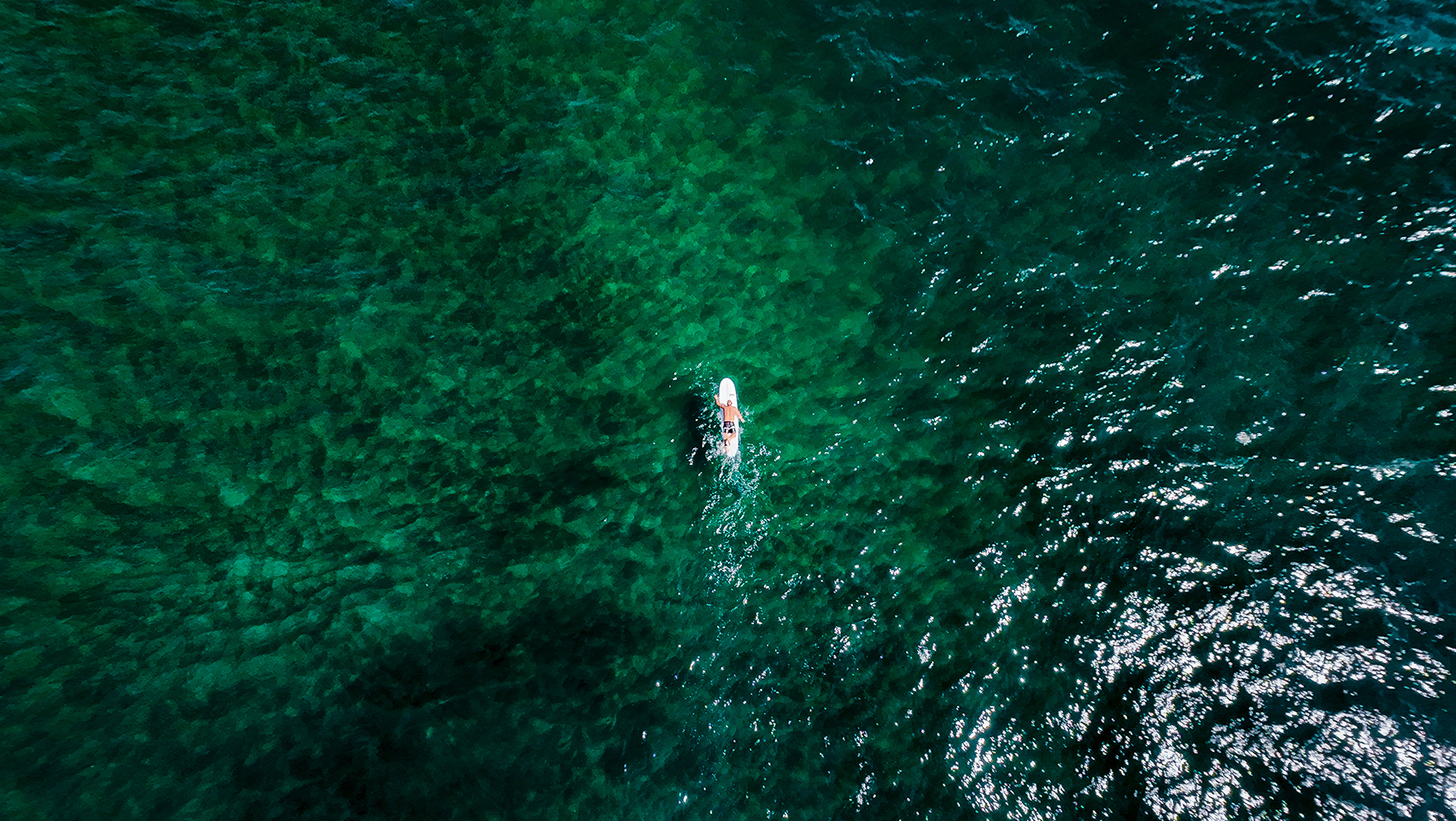 FPV Aerial Drone Shot in Jaco Beach, Costa Rica