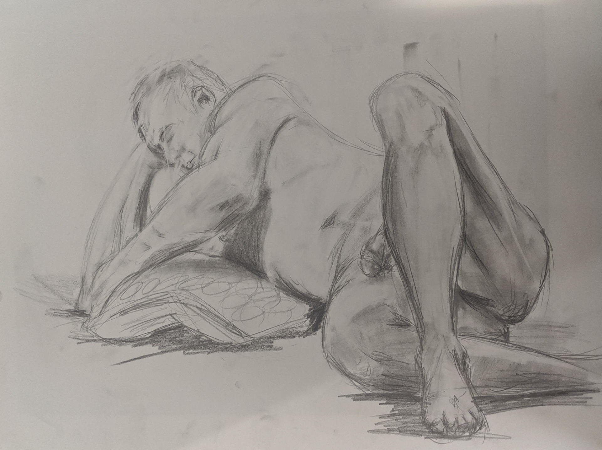 Form and lighting study, pencil, 1 hour sitting
