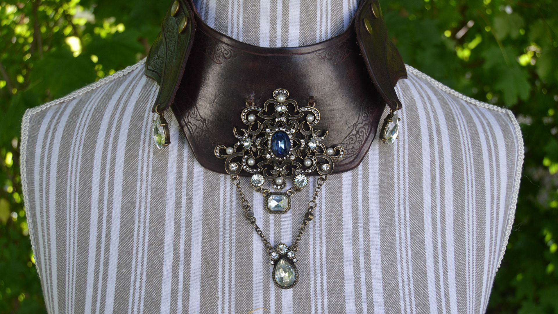 The Gorget of Jeweled Diction, grants +2 bonus to verbal based Charisma checks