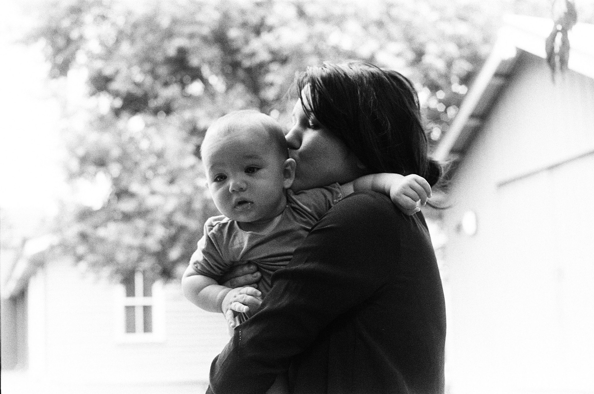 Kelly's kisses calming Nic