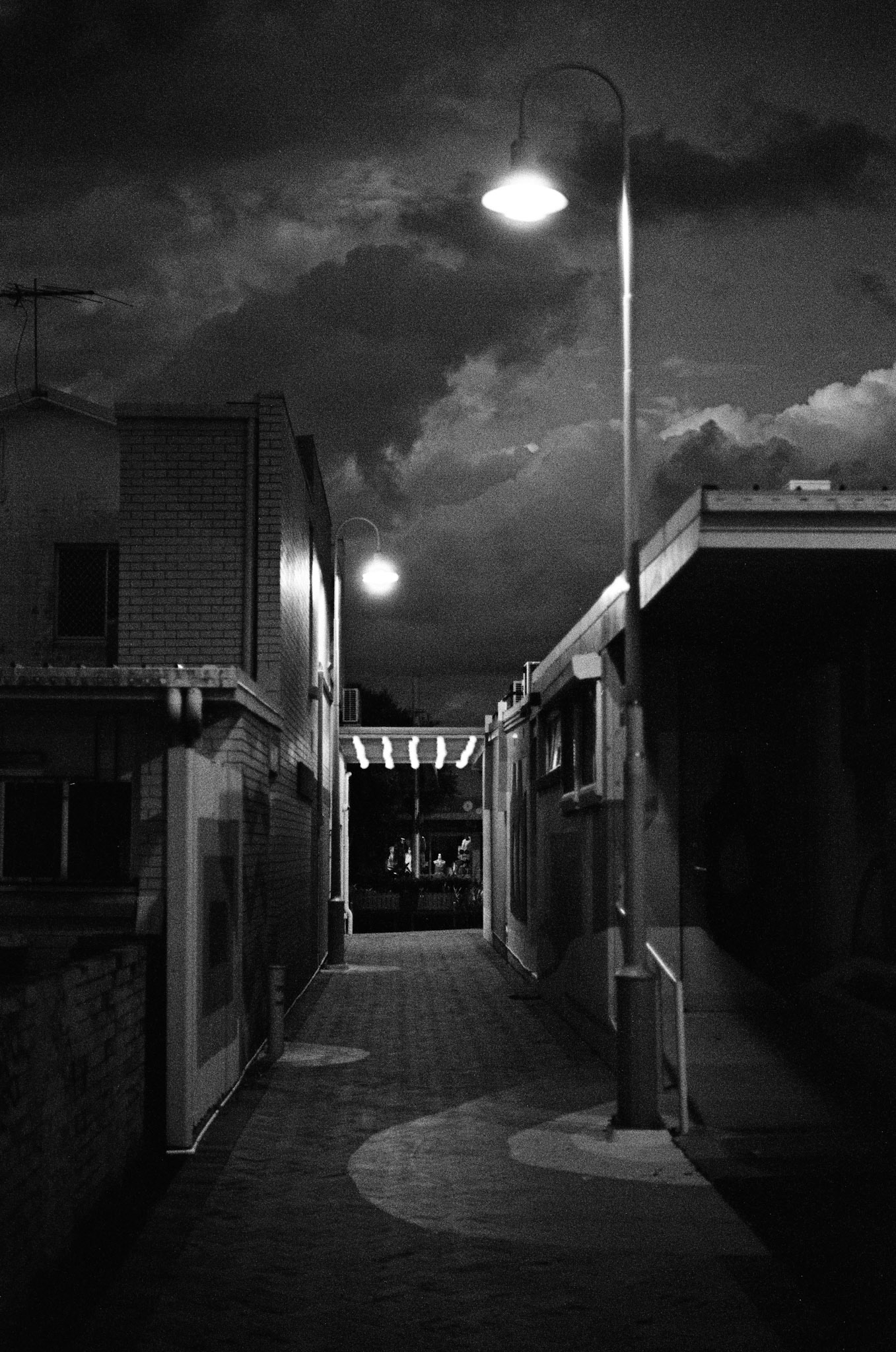 Caloundra laneway at dusk