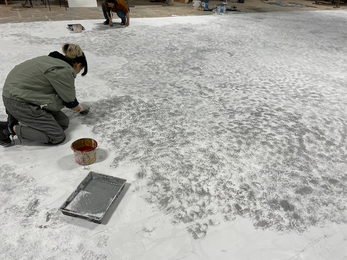 Sponging Floor