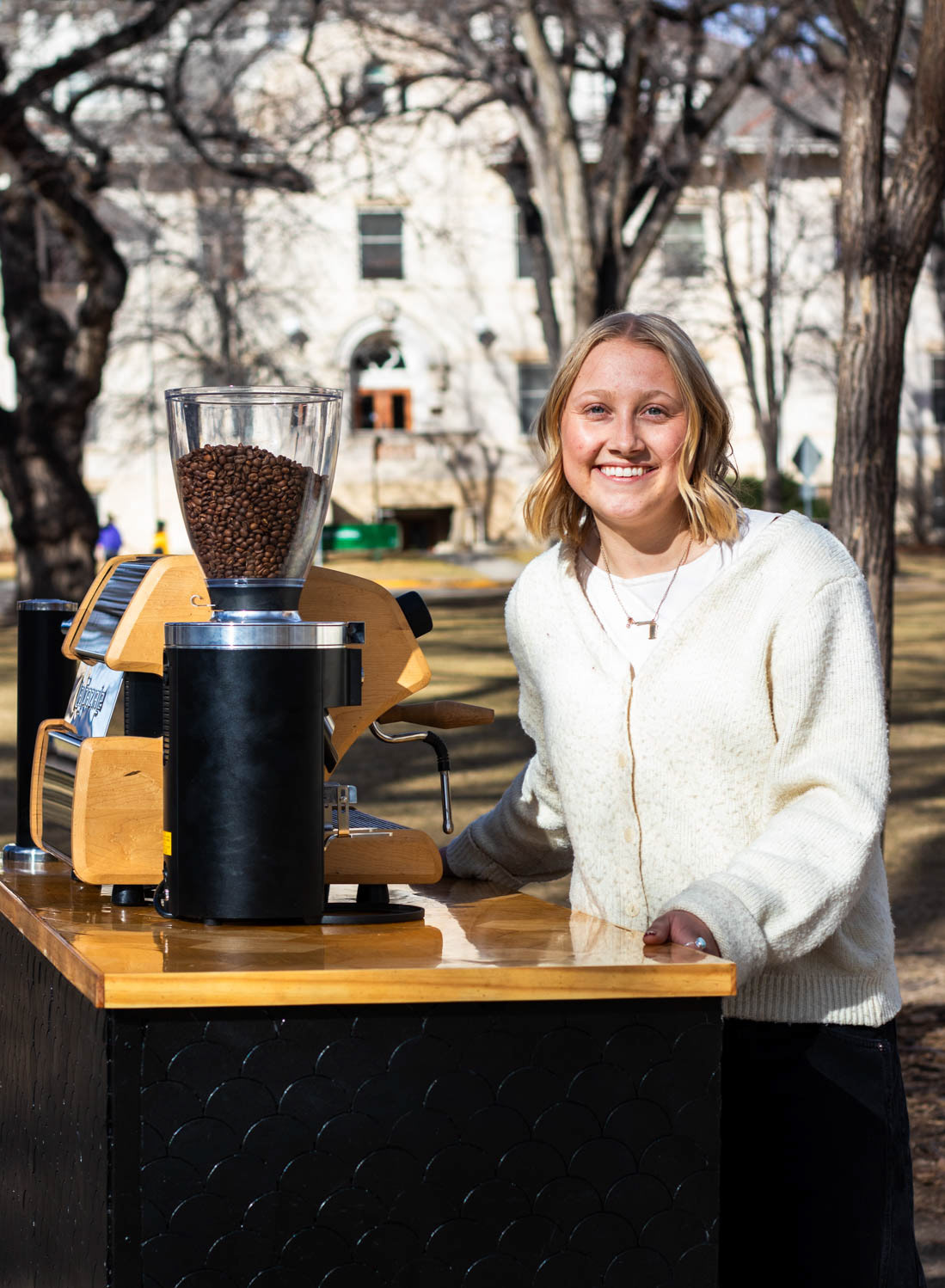 https://collegian.com/articles/2026/03/category-life-and-culture-csu-student-ellinor-davis-brews-authenticity-with-coffee-cart-happenstance/