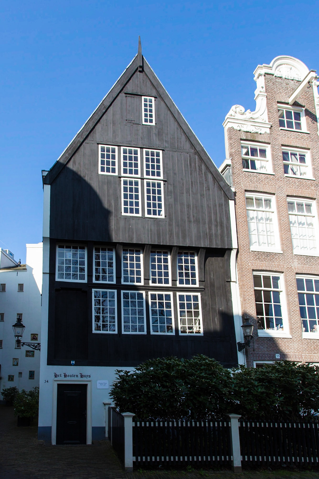 Oldest remaining wooden house in Amsterdam