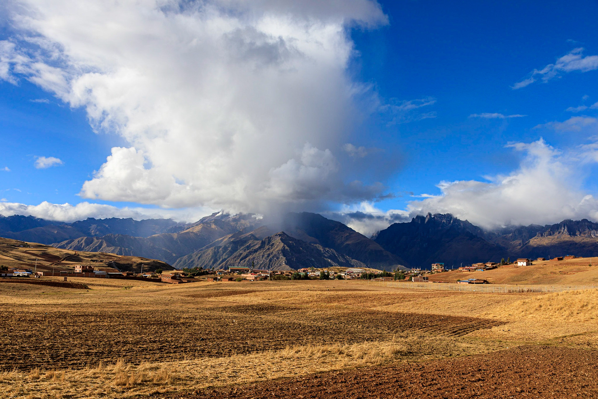 Vista in the Sacred Valley