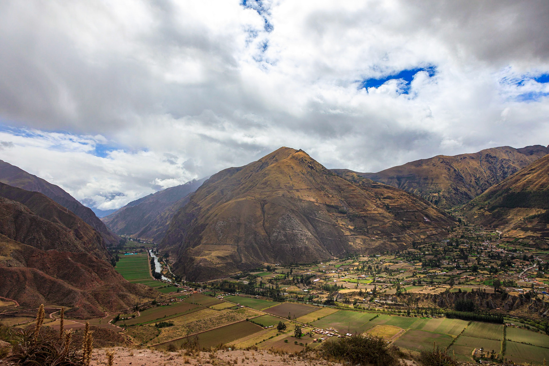 Vista in the Sacred Valley