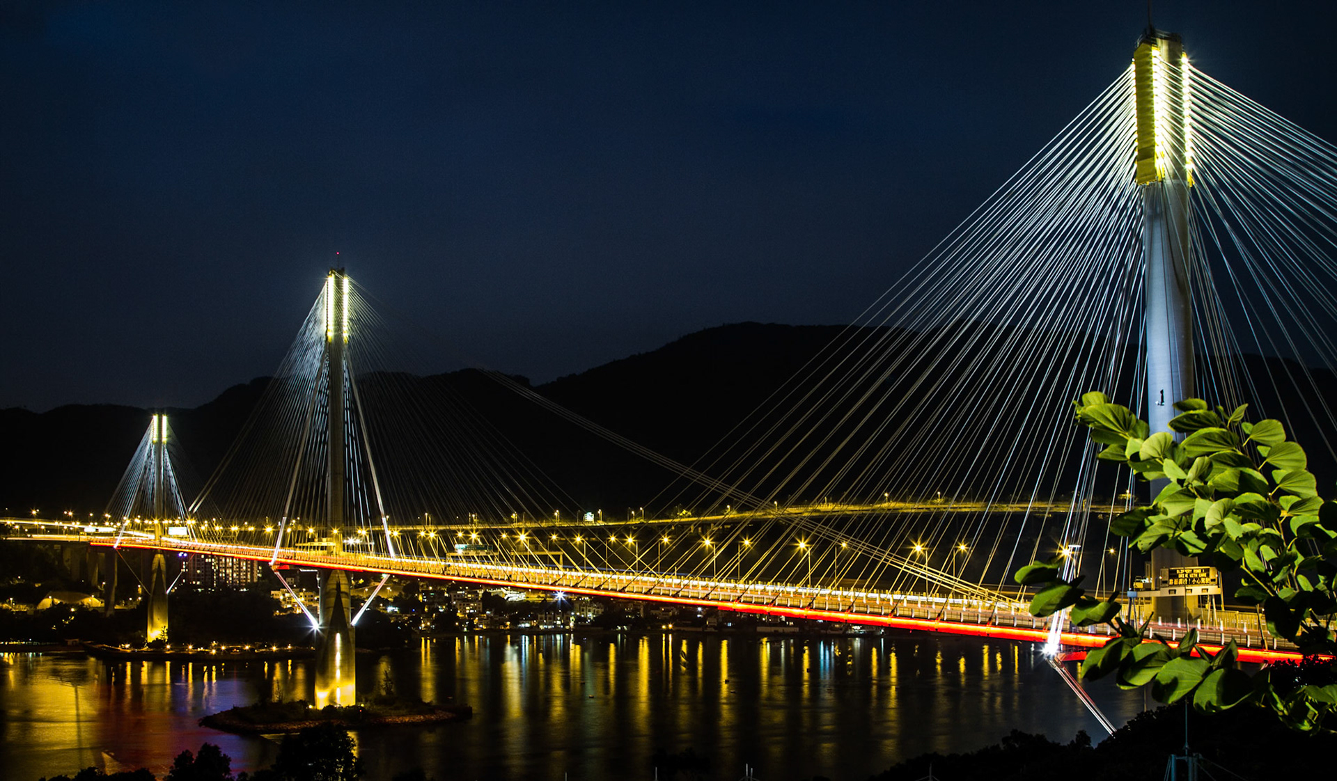 Ting Kau Bridge, Hong Kong (2015)