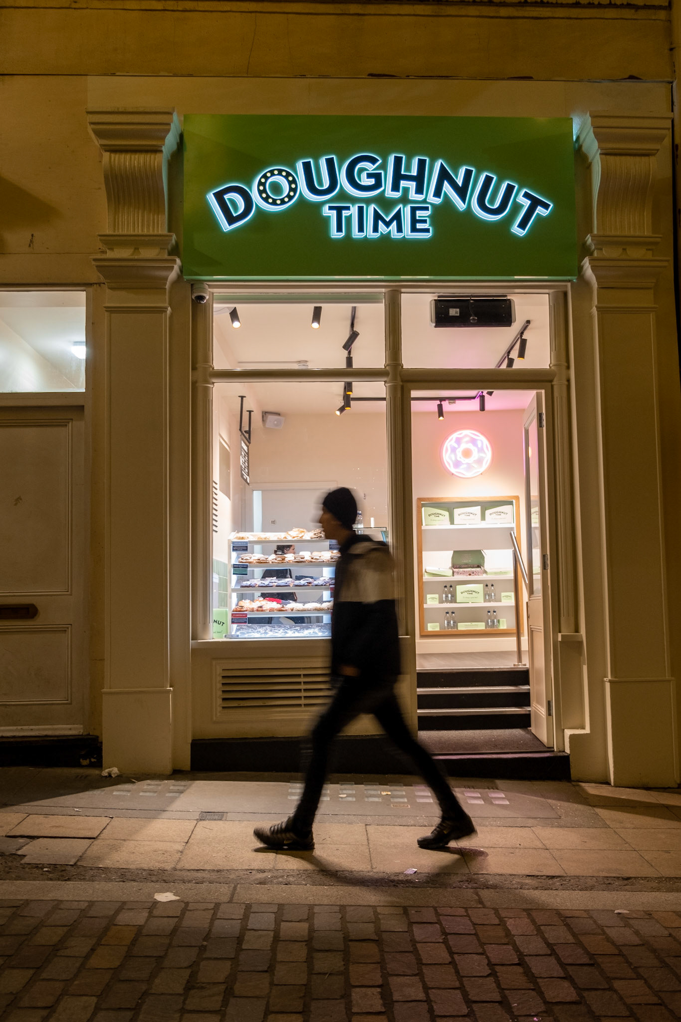 Charing Cross, London