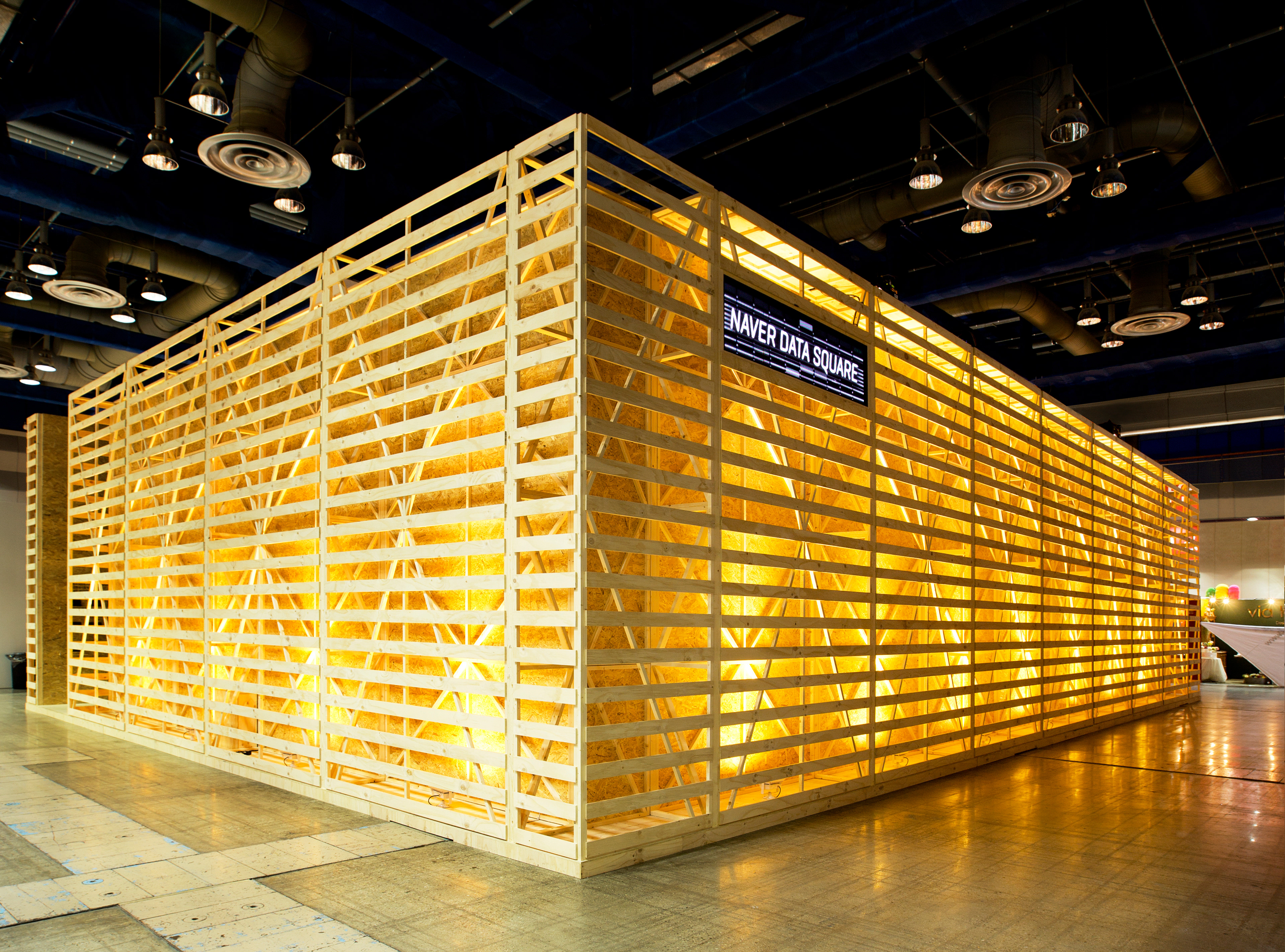 Seung Doc Yang - 2013 Seoul Design Festival - NAVER DATA SQUARE