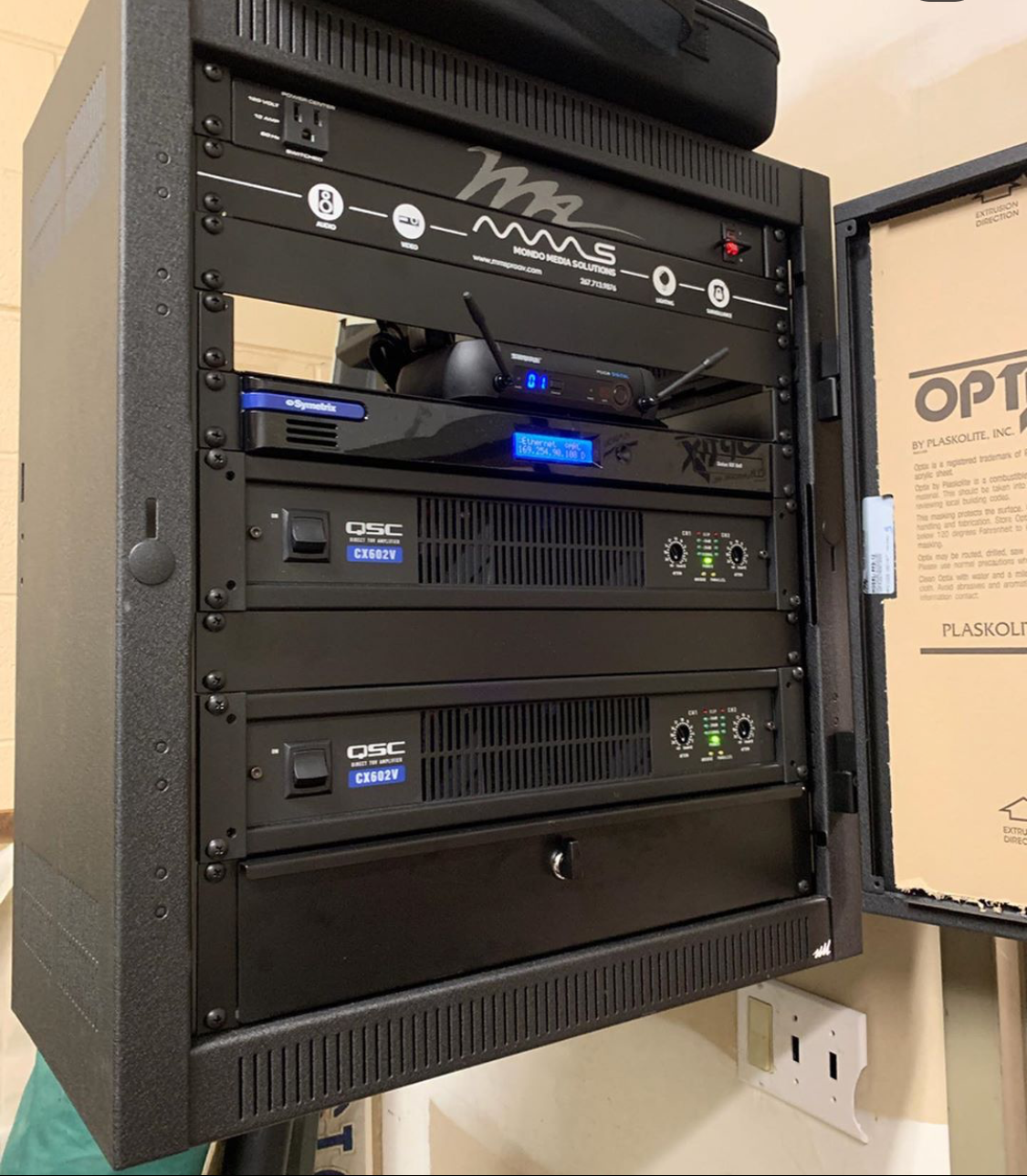 Custom rack panel in action