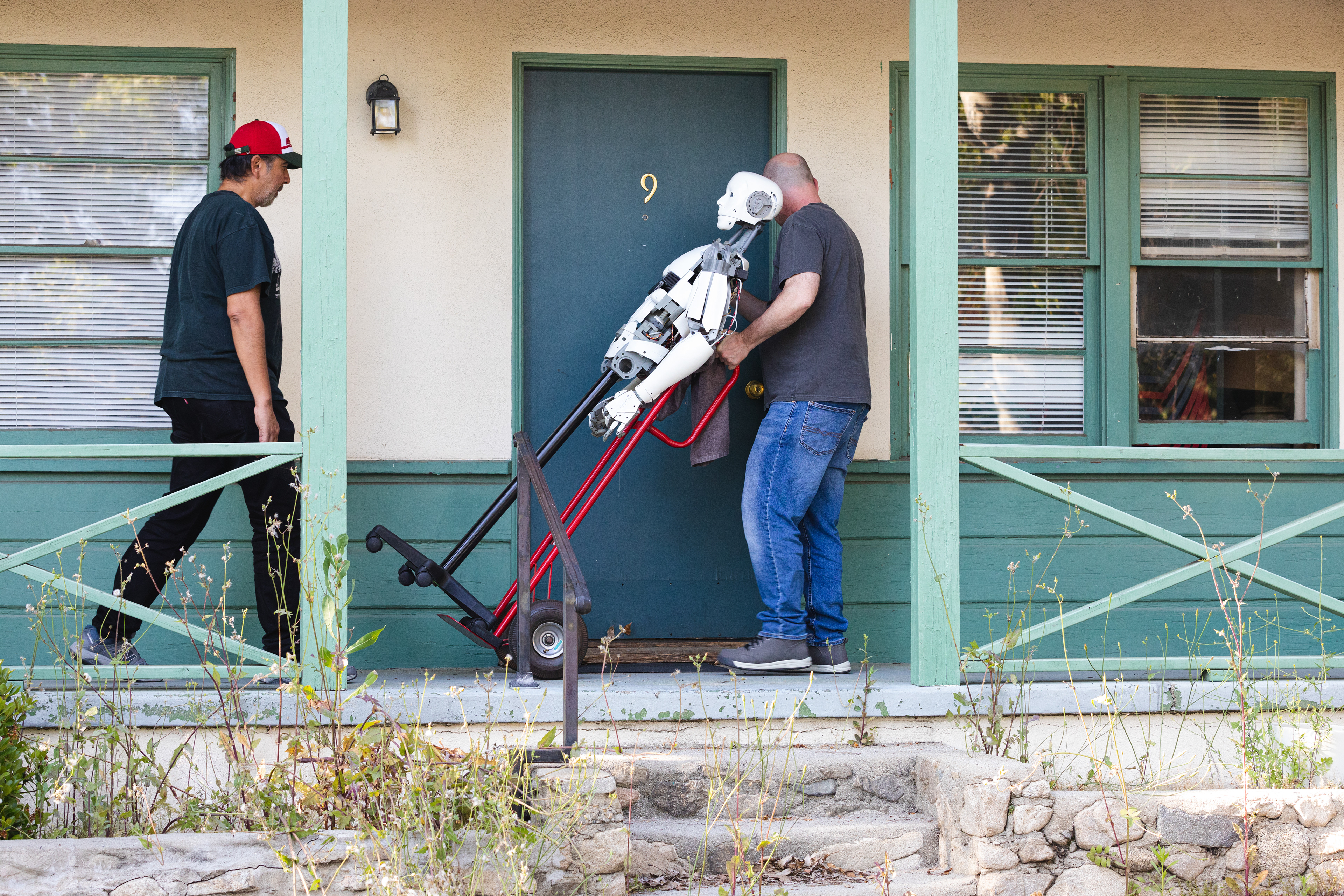 BTS of "Hold You So Tight"