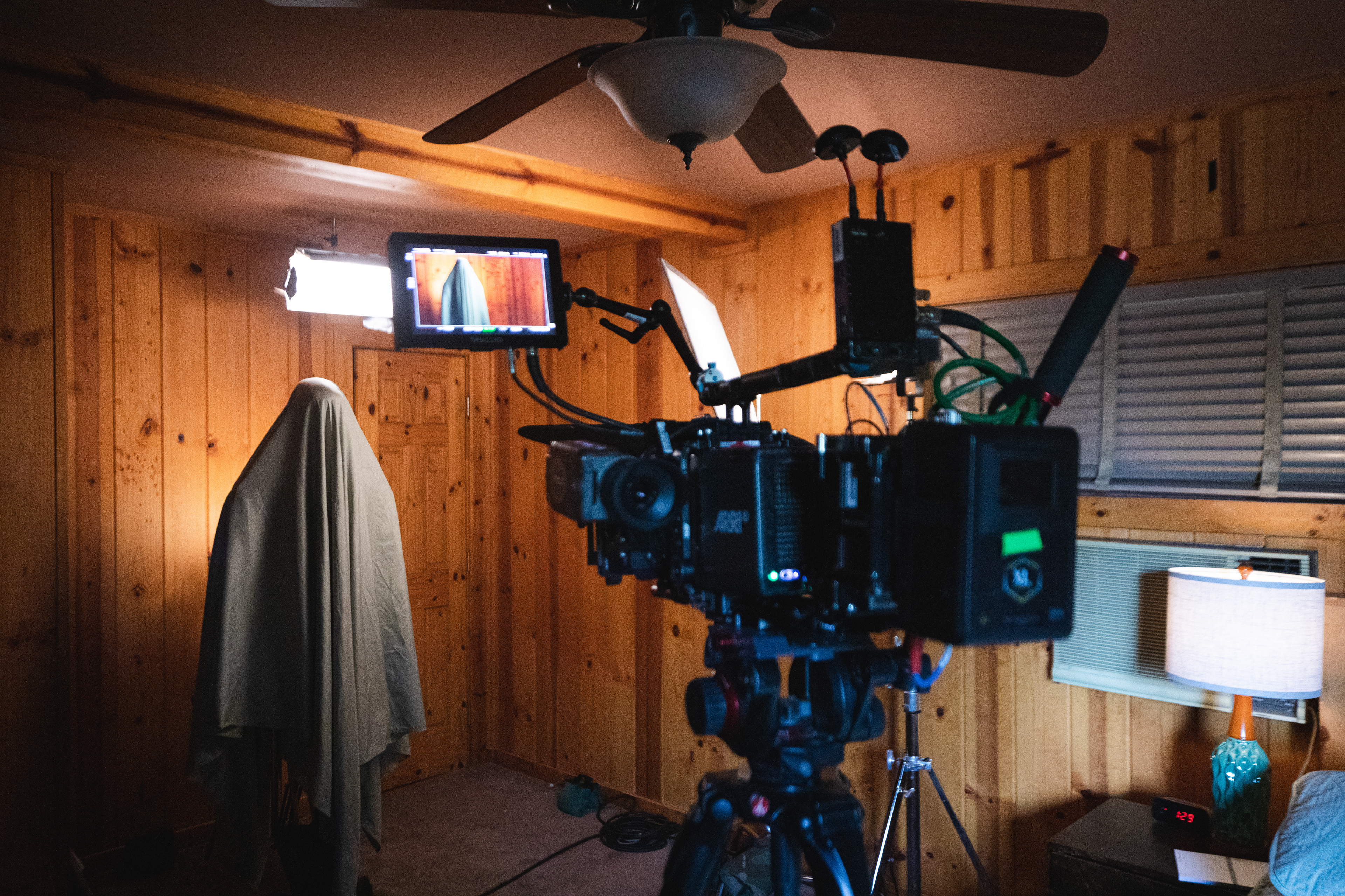 BTS of "Hold You So Tight"