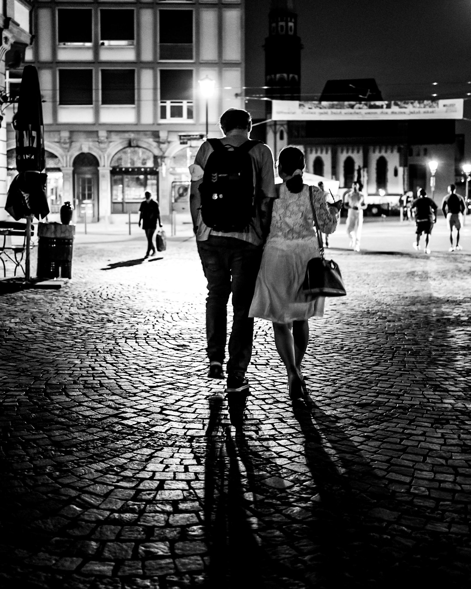 #24hourproject⁠#24hr21_frankfurt ⁠#24hr21_germany⁠#frankfurt⁠#frankfurtammain⁠#streetphotography⁠#blackandwhite⁠#germanstreetphotocollection⁠#streets_storytelling ⁠#german_street_photography ⁠#storyofthestreet