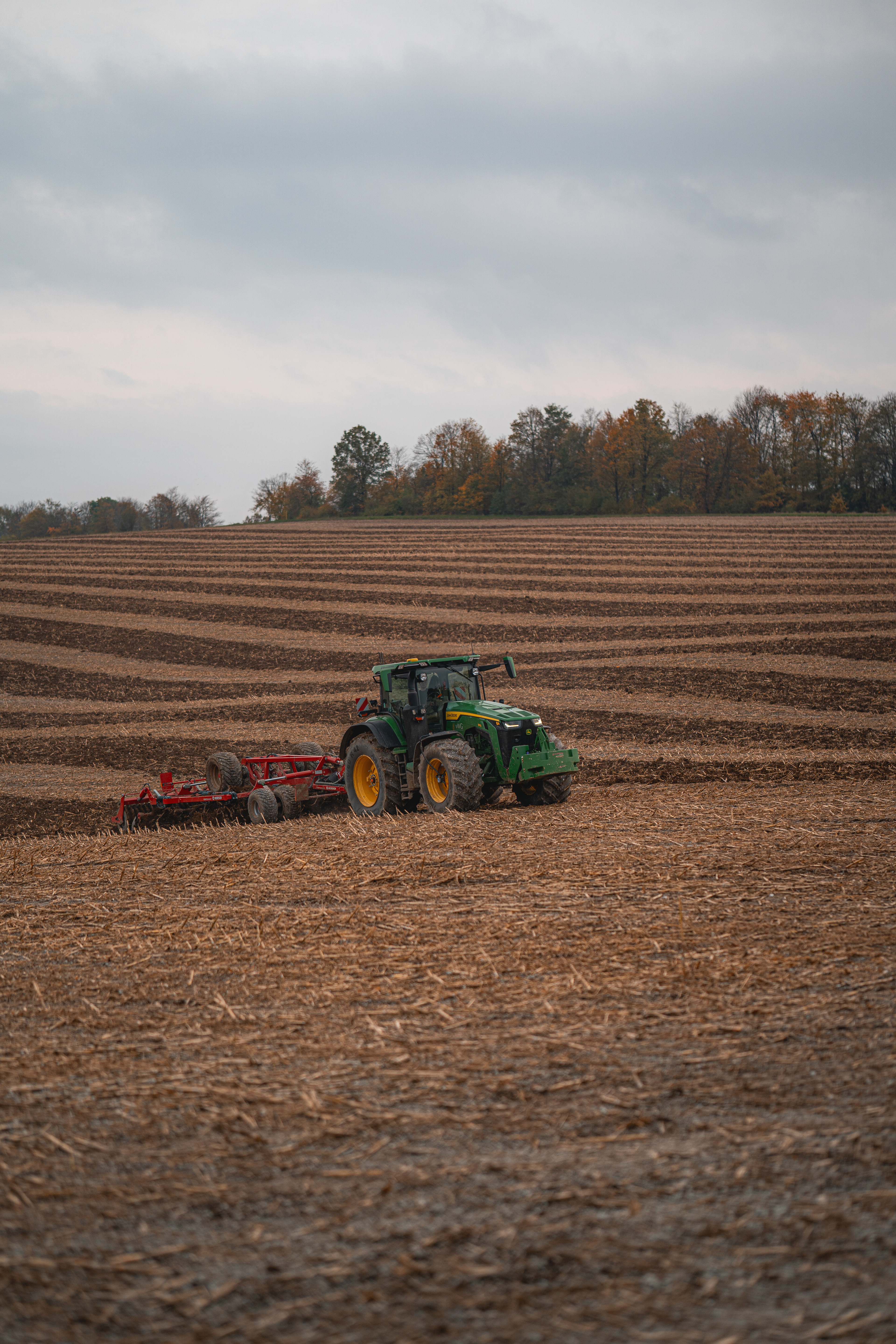 John Deere 8R 370 und Horsch Fortis LT