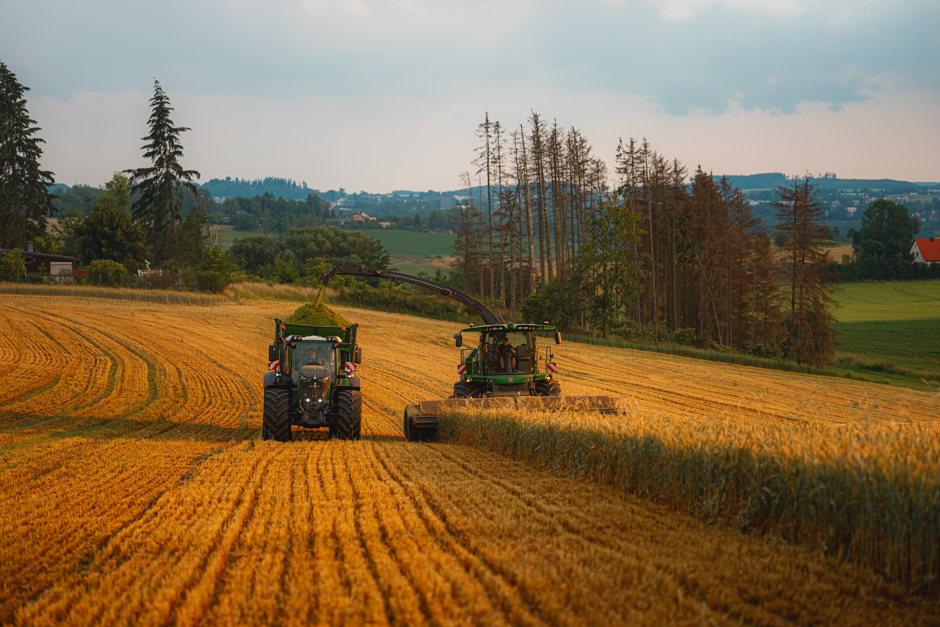 John Deere 9900i und Fendt Vario 942