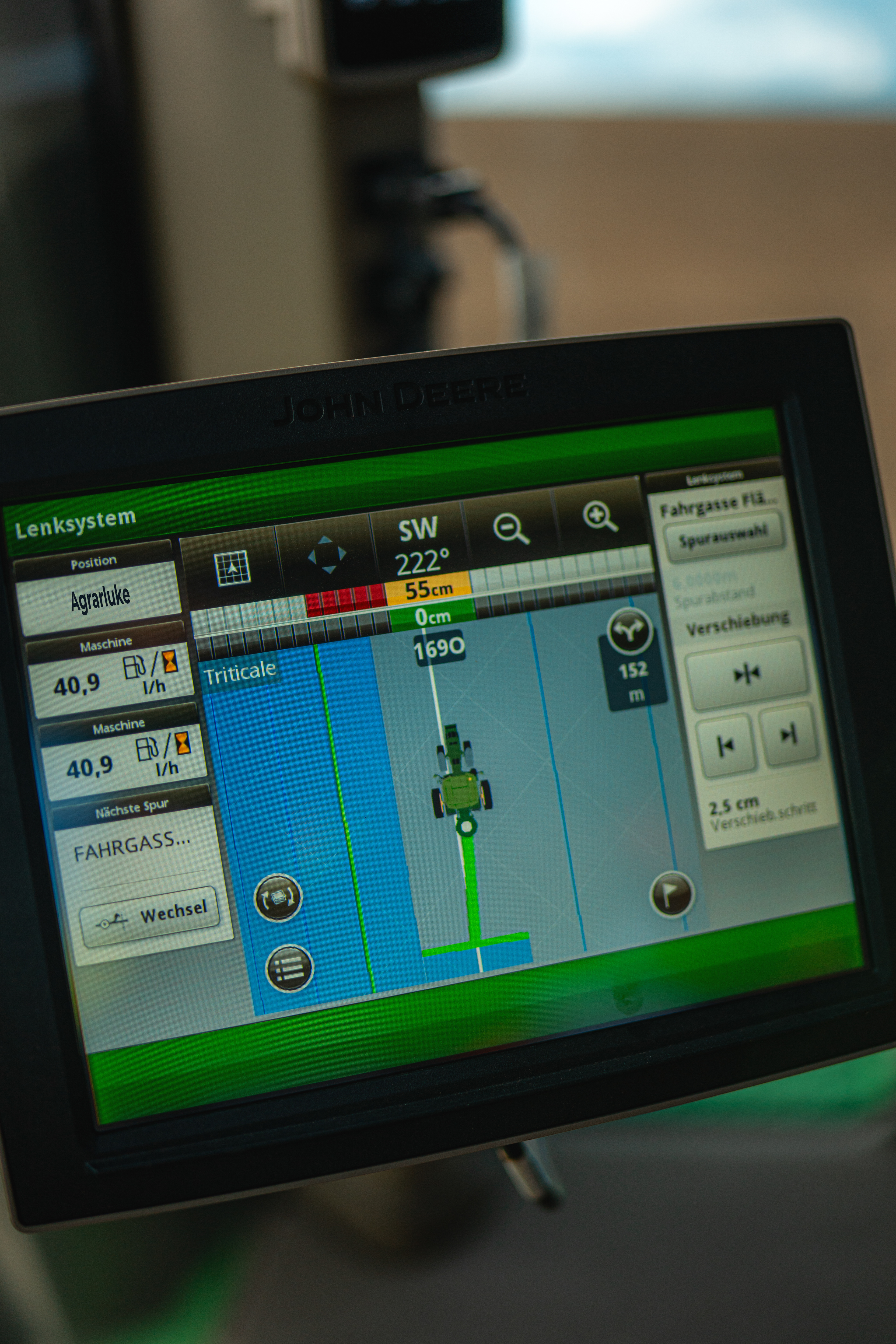 John Deere Anbaugerätesteuerung