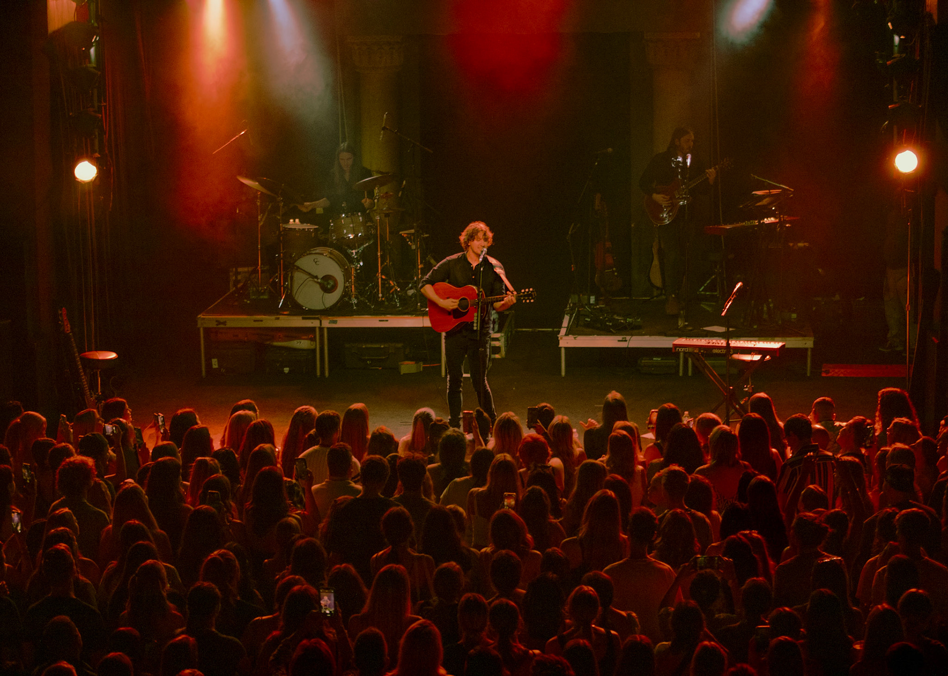 Dean Lewis (2022)