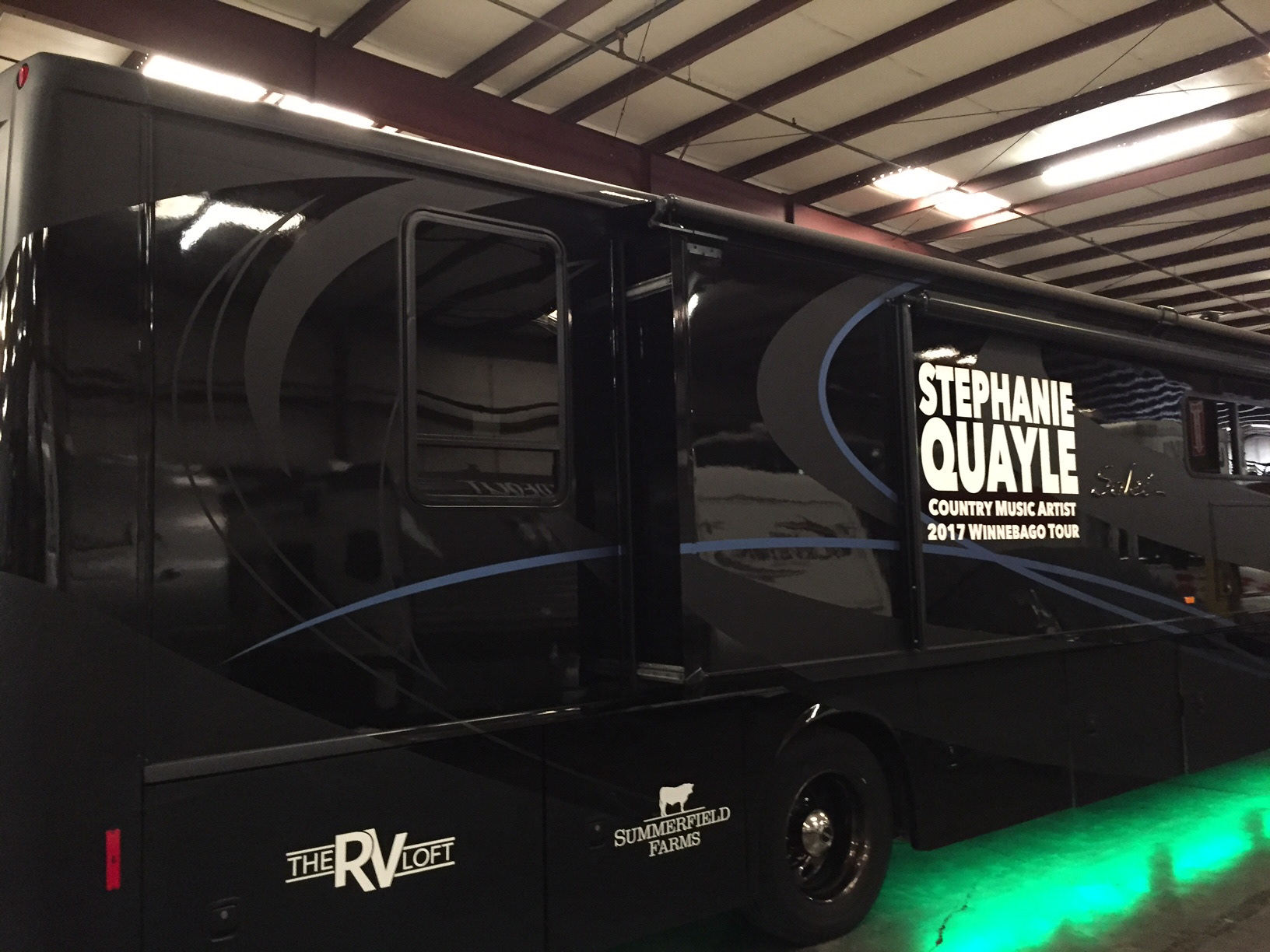 Wraptor Graphix - Graphic Design for the Wrap Industry - RV Lettering