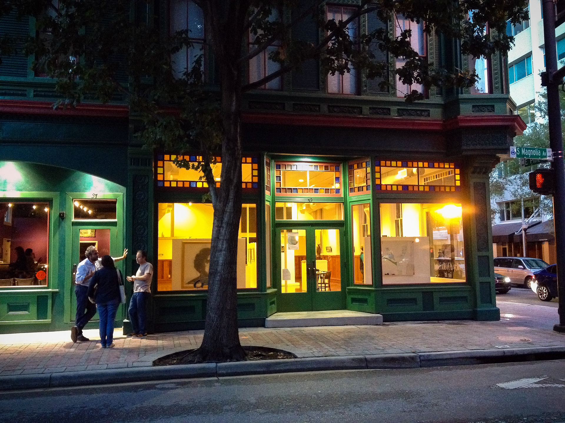 Avalon Island Gallery in the Evening